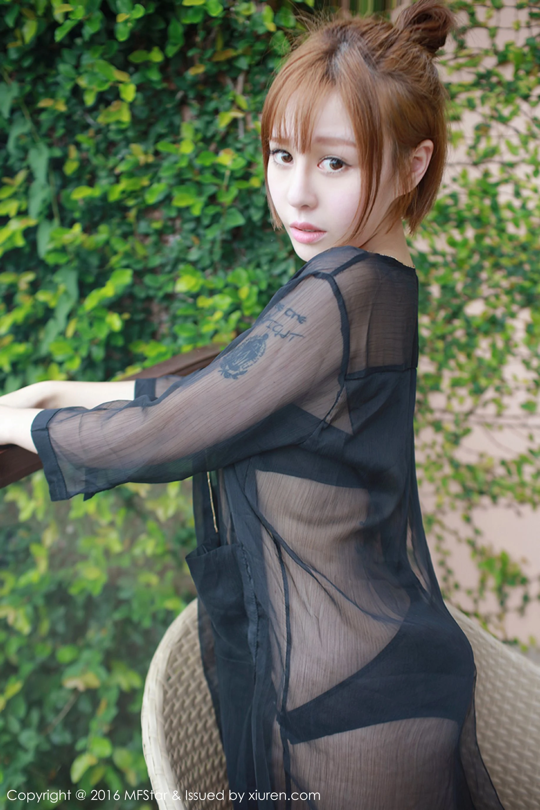 夏日限定校花優雅寫真集 - 夜景活力瞬間捕捉典藏 - 16