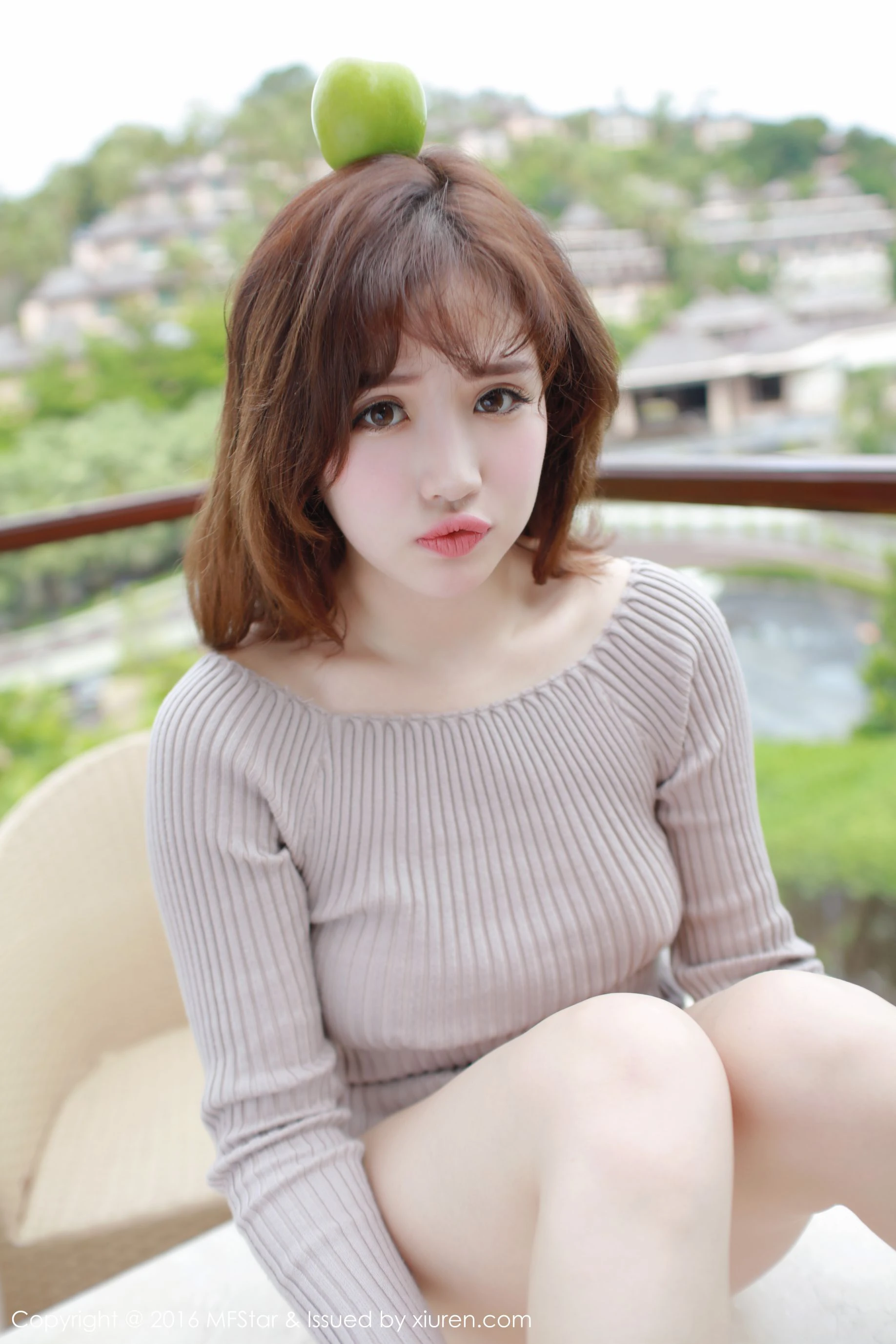 模特清純街拍寫真 - 春季激情風格展現獨家 - 14
