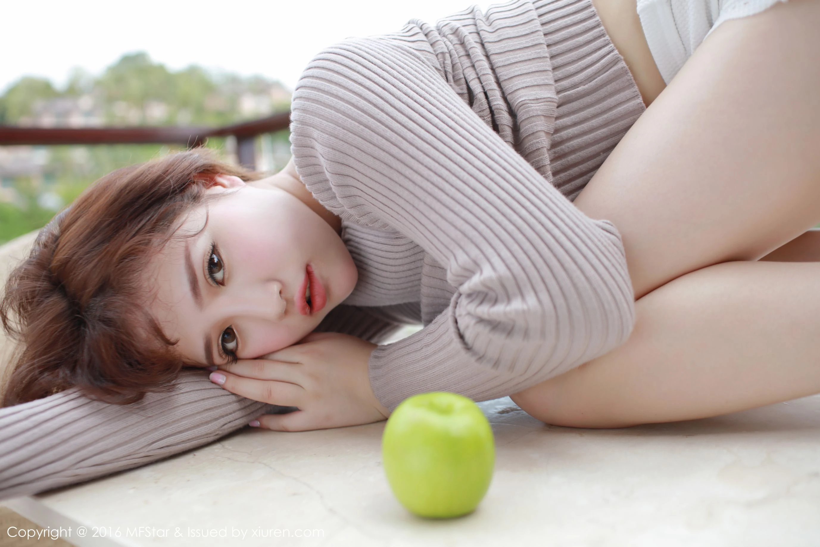 模特清純街拍寫真 - 春季激情風格展現獨家 - 19