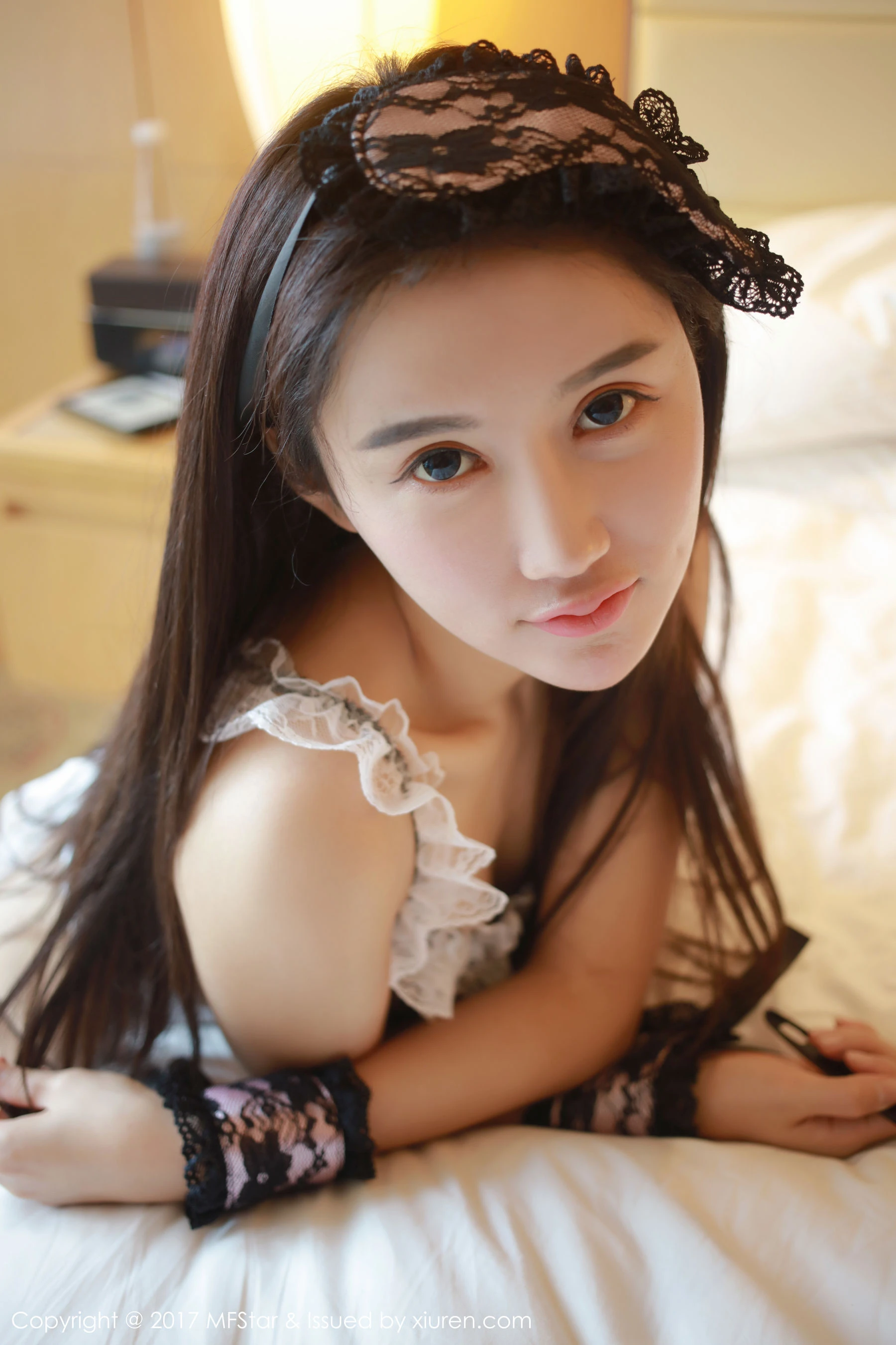 自信時刻嫩模自然光寫真 – 夏季時尚風採再現典藏 - 26