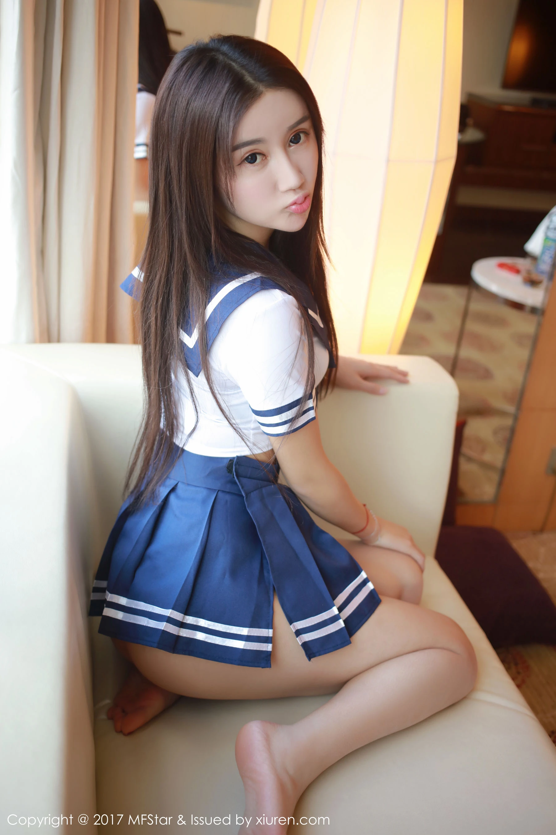 自信時刻嫩模自然光寫真 – 夏季時尚風採再現典藏 - 4