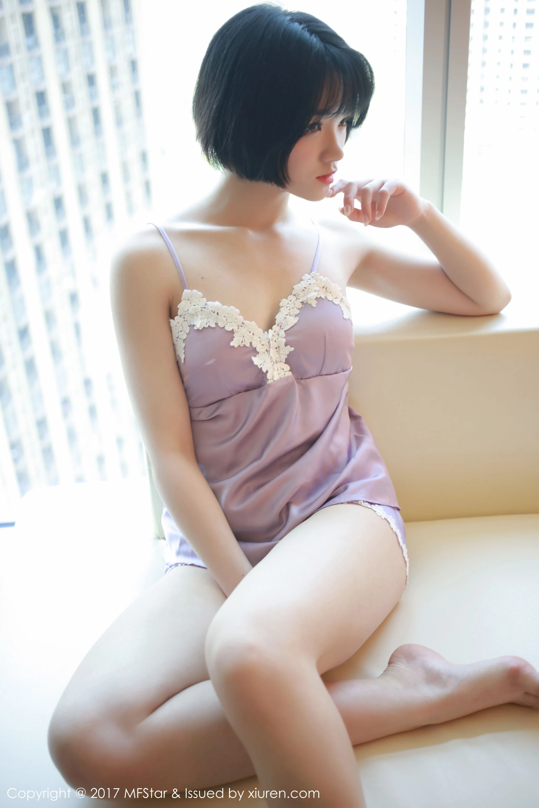校花清純街拍寫真 - 夏日神秘風格展現珍藏 - 3