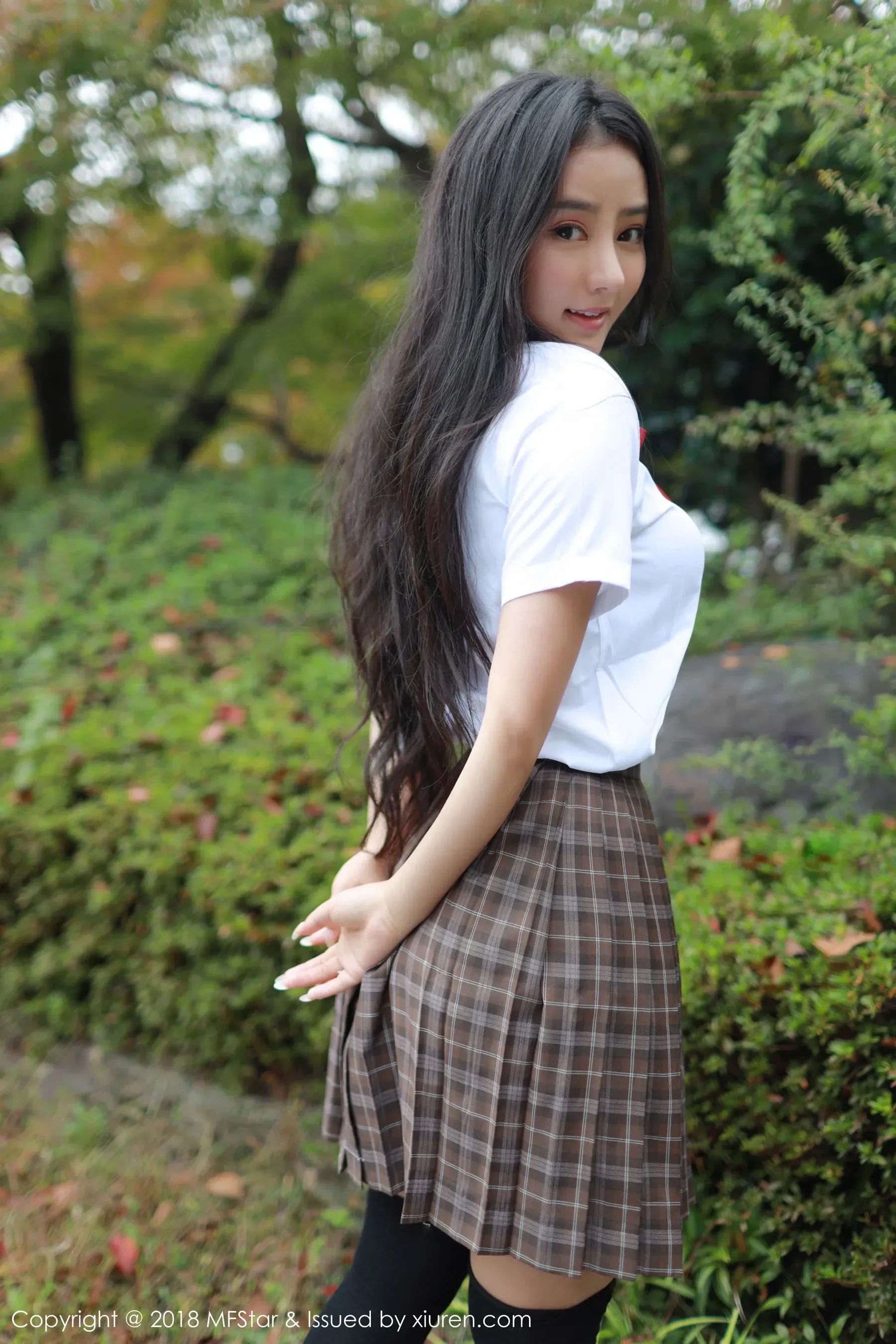神秘時刻護士街拍寫真 – 夏日清純風採再現獨家 - 9