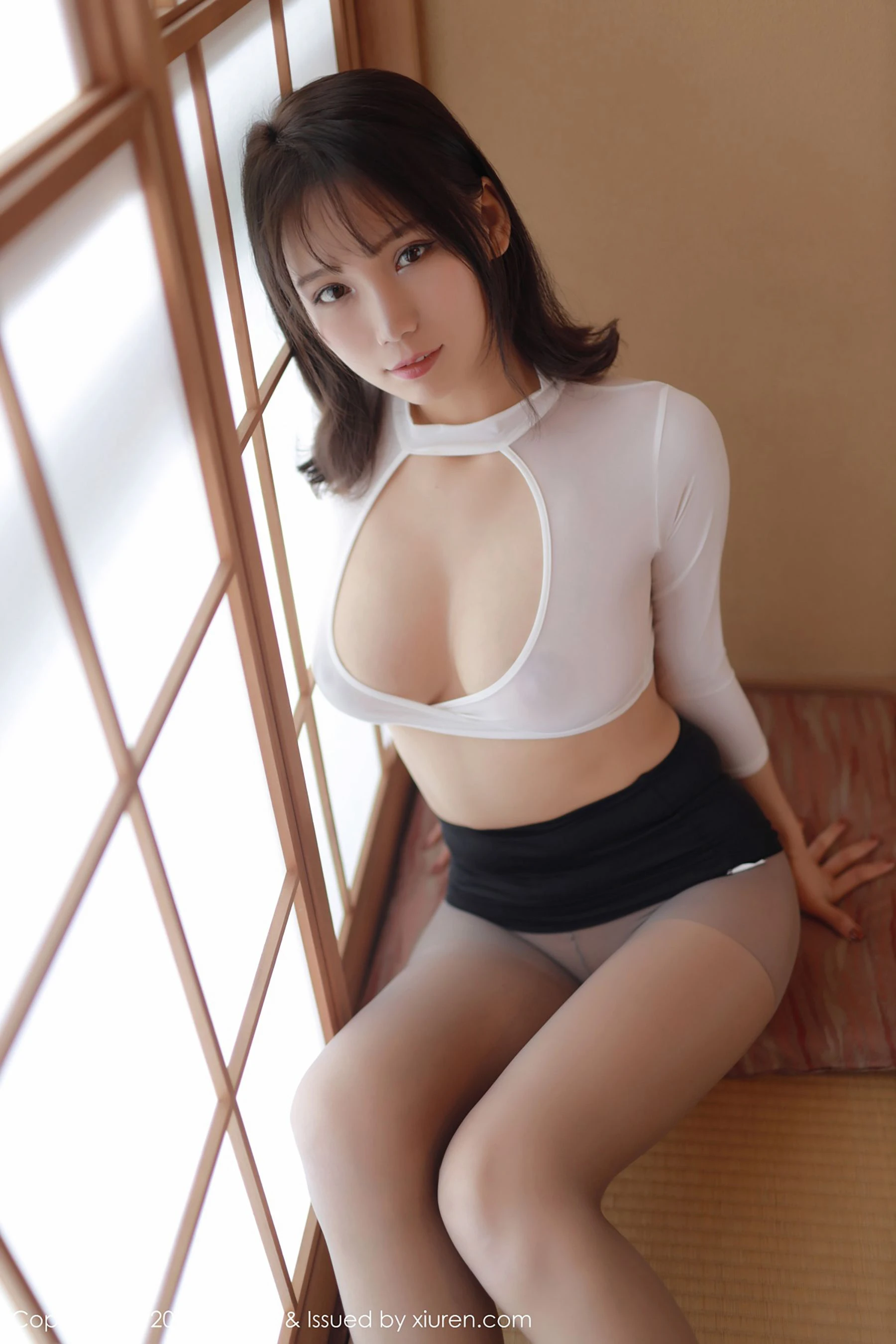 優雅時刻護士自然光寫真 – 春季性感風採再現限量 - 18