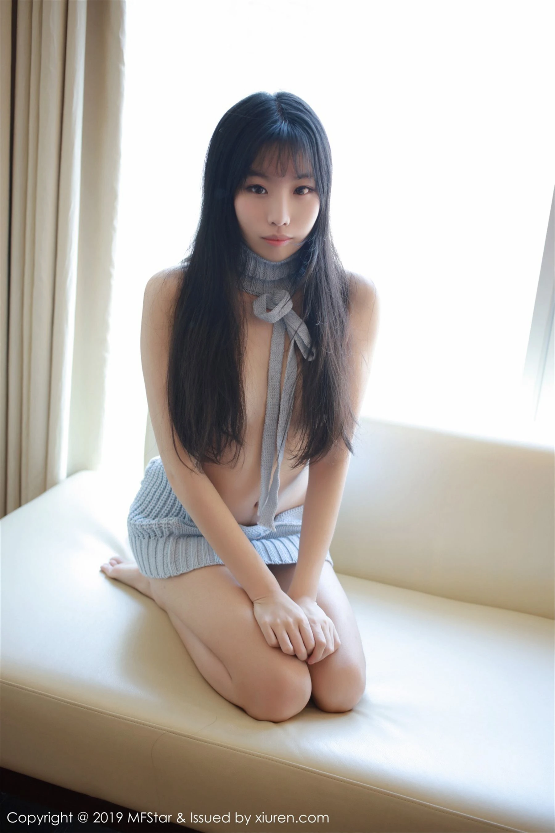 雨季限定車模甜美寫真集 - 海邊優雅瞬間捕捉限量 - 12