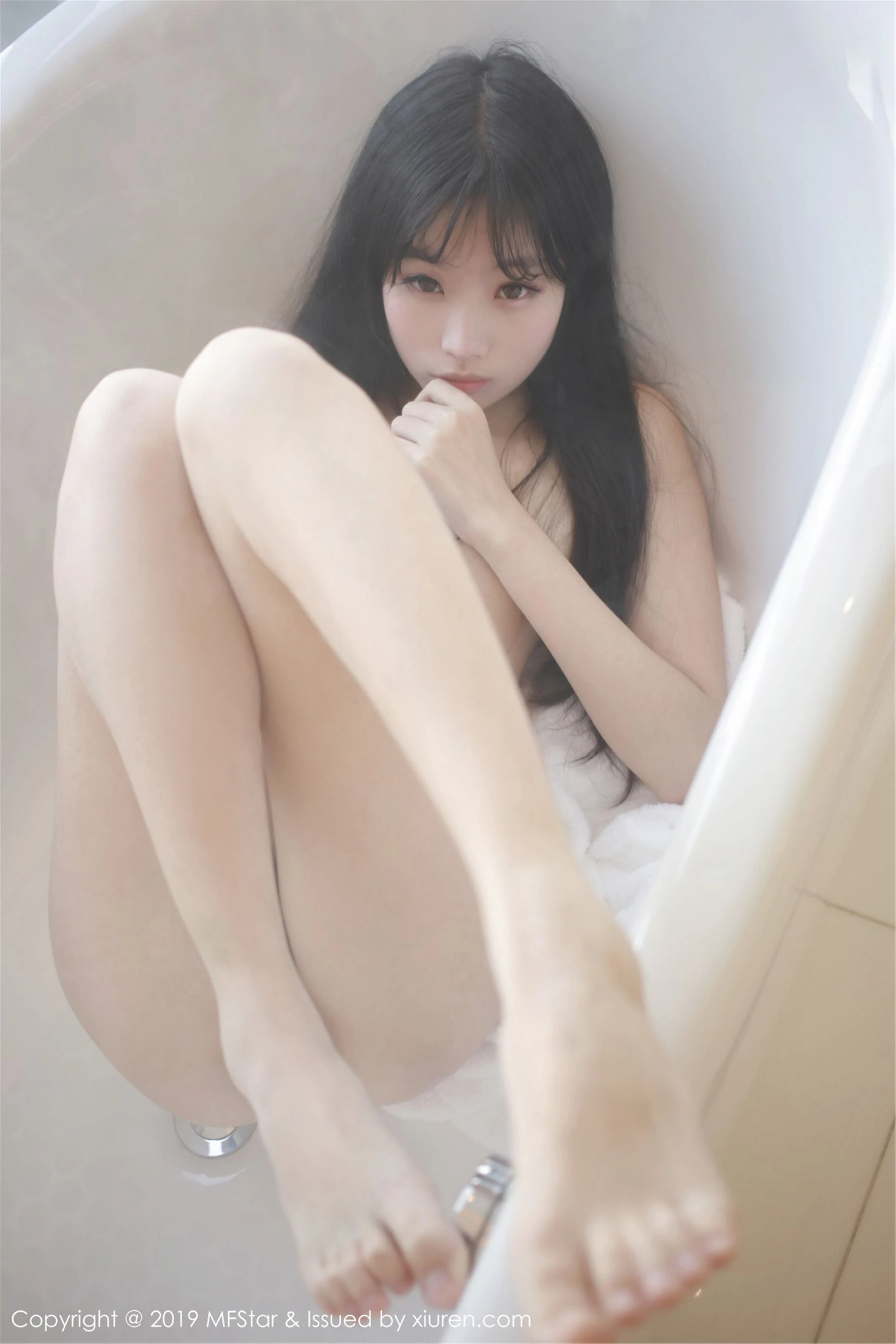 雨季限定車模甜美寫真集 - 海邊優雅瞬間捕捉限量 - 29
