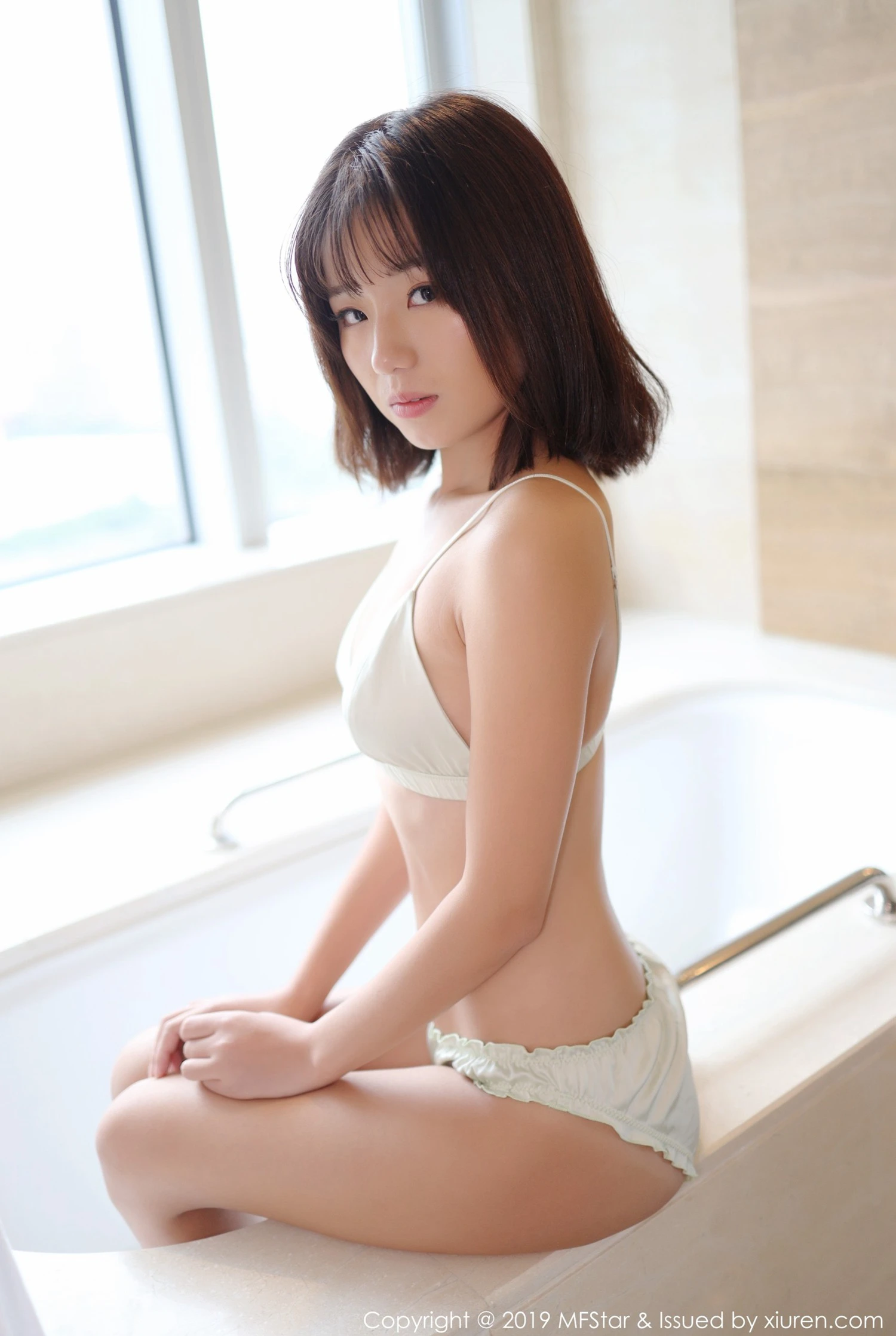 黃昏高雄主播寫真精選 - 優雅街拍激情完美融合限量 - 9