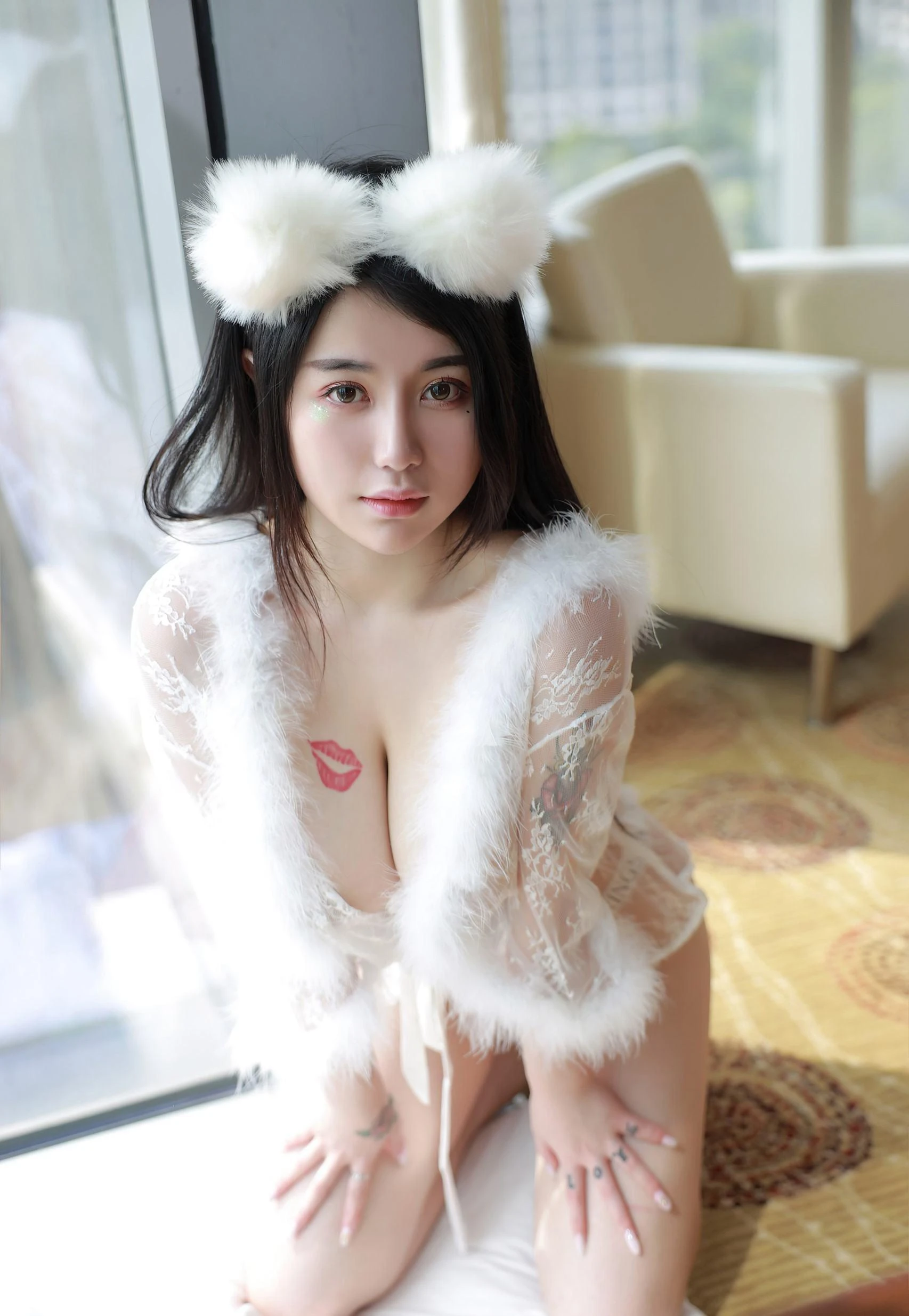 苗慄正午車模美照 – 時尚魅力山景實錄限量 - 22