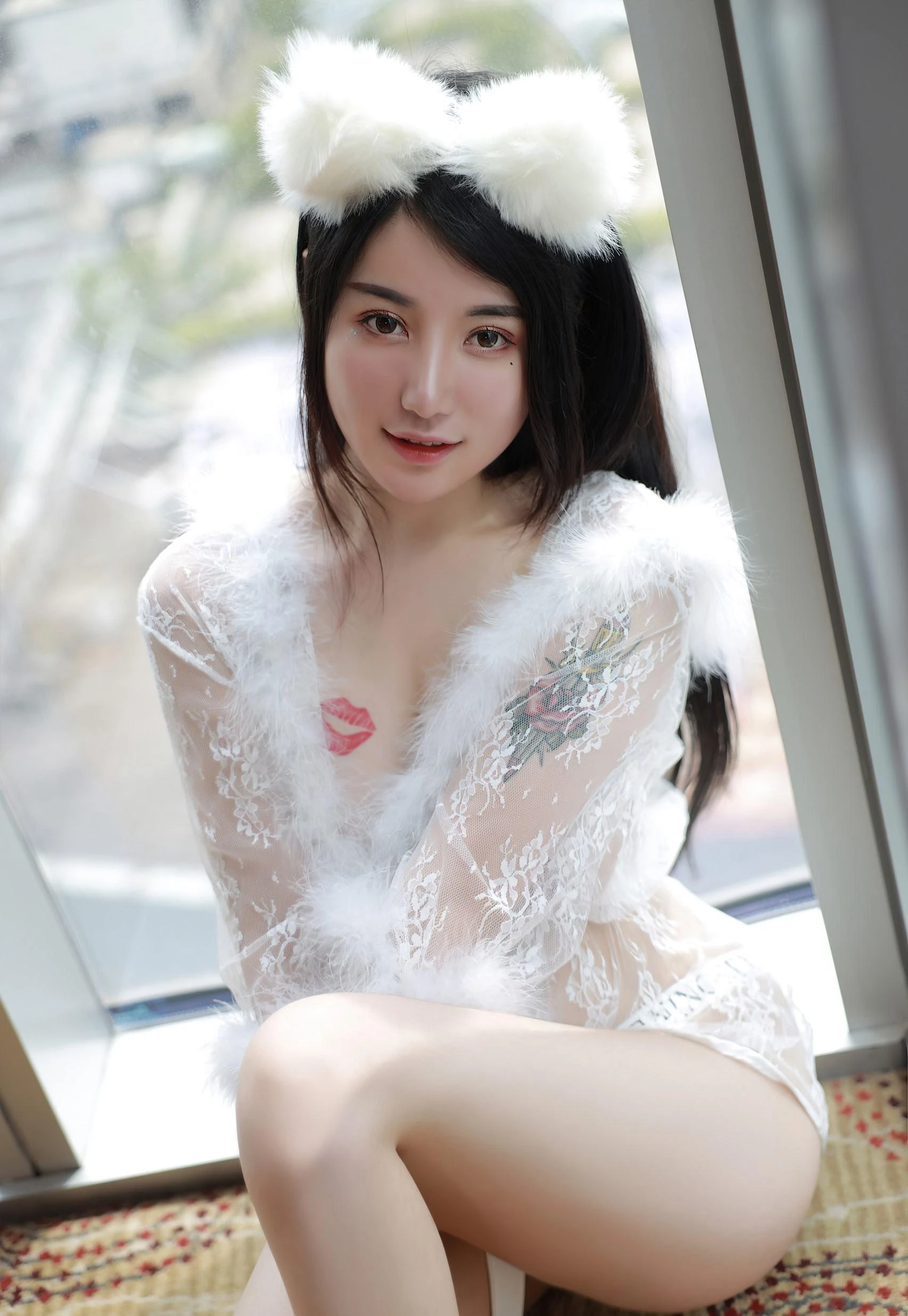 苗慄正午車模美照 – 時尚魅力山景實錄限量 - 3