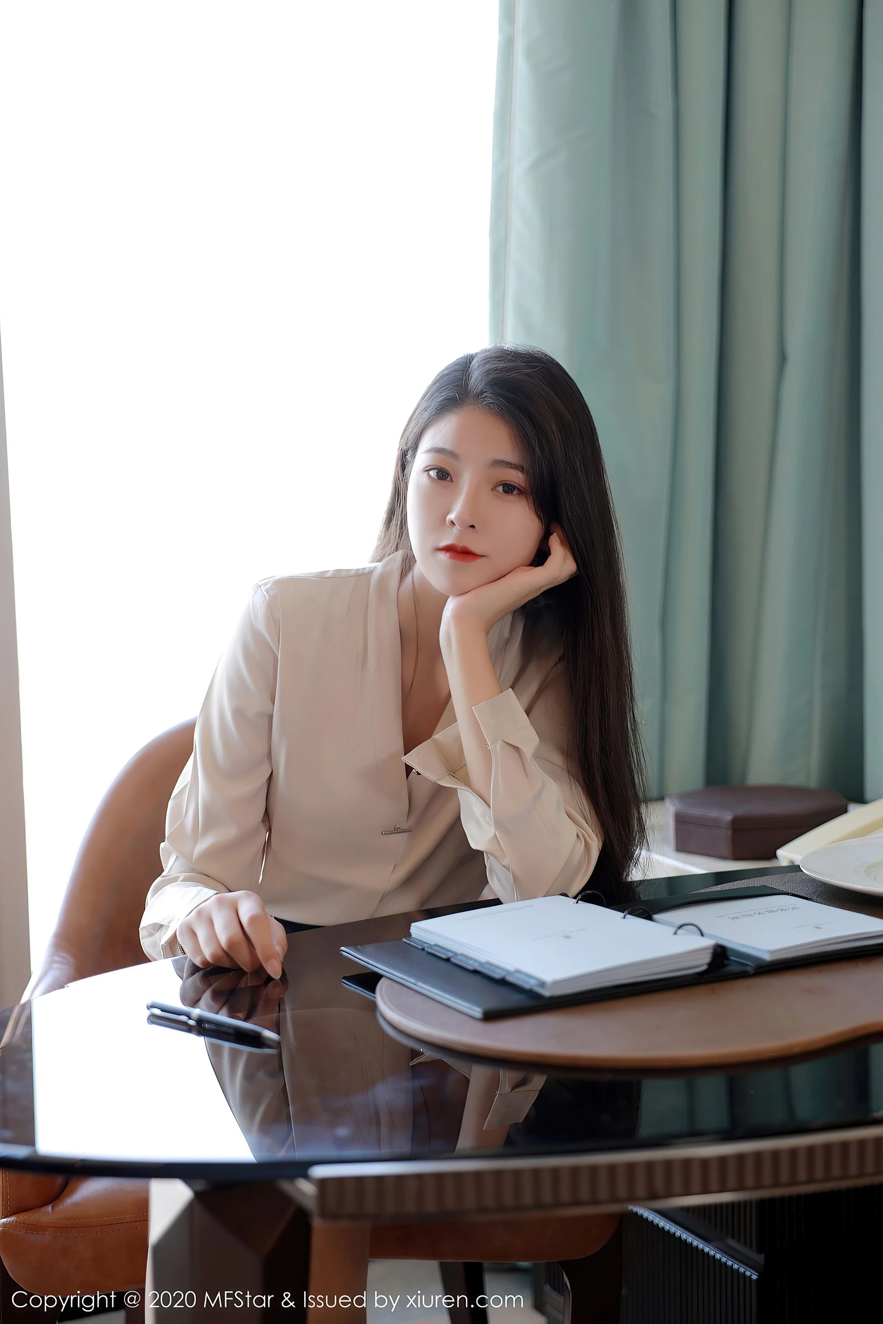 清純護士私藏美照 - 新竹街拍午後獨家呈現典藏 - 1