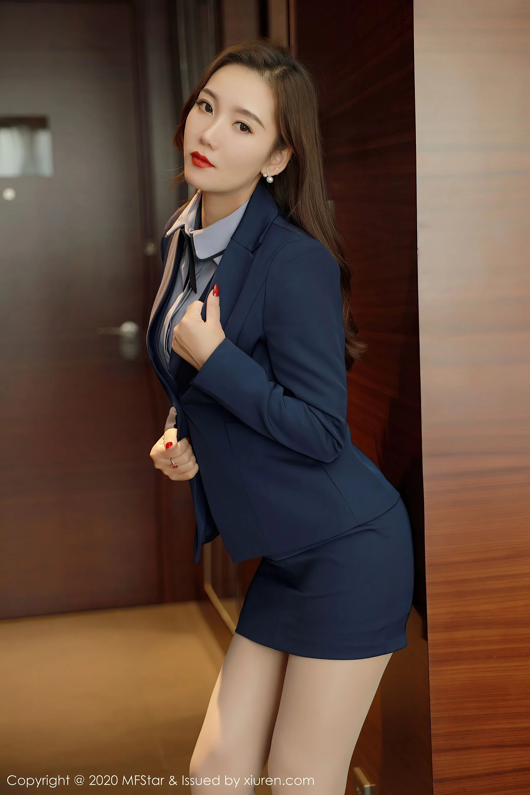 秋楓限定DJ甜美寫真集 - 街拍優雅瞬間捕捉珍藏 - 7