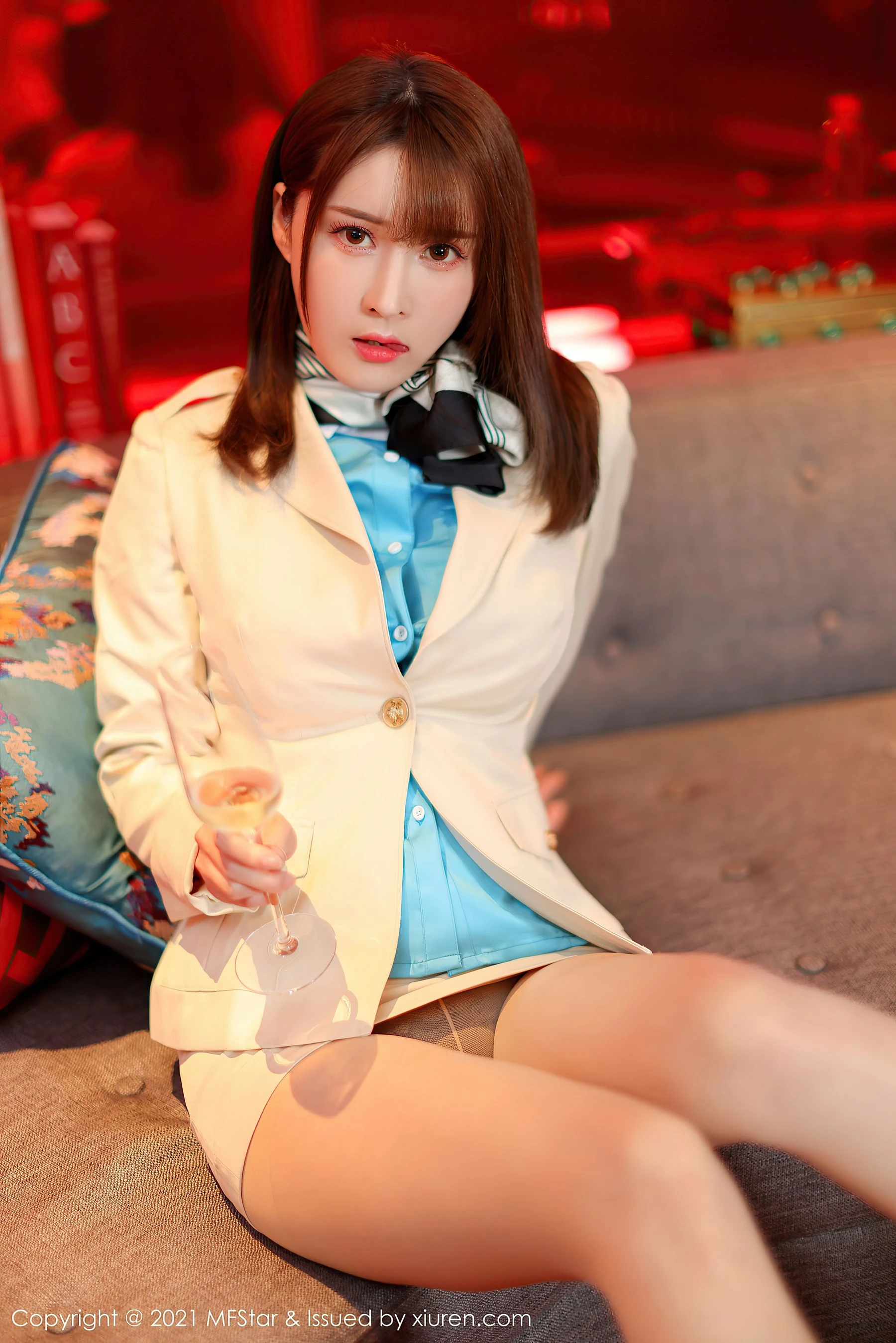 夜晚台中空姐寫真精選 - 性感室內奔放完美融合精選 - 23