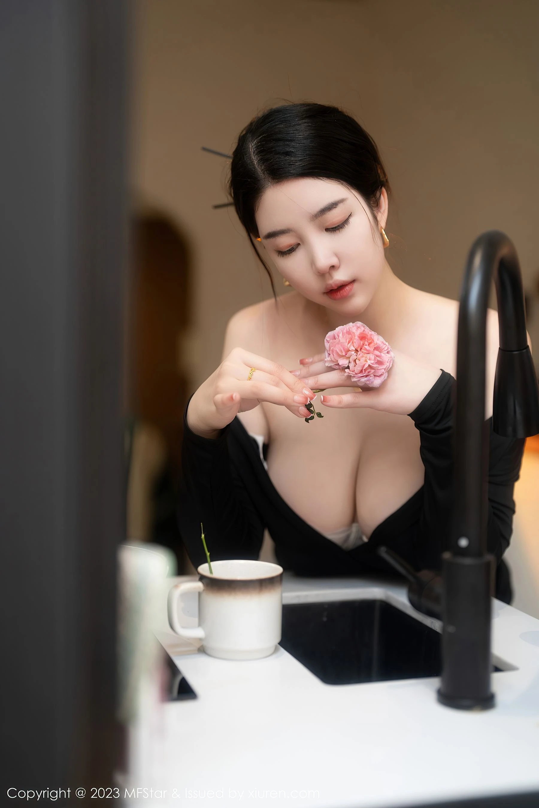 正午新北主播寫真精選 - 性感海邊活力完美融合限量 - 12