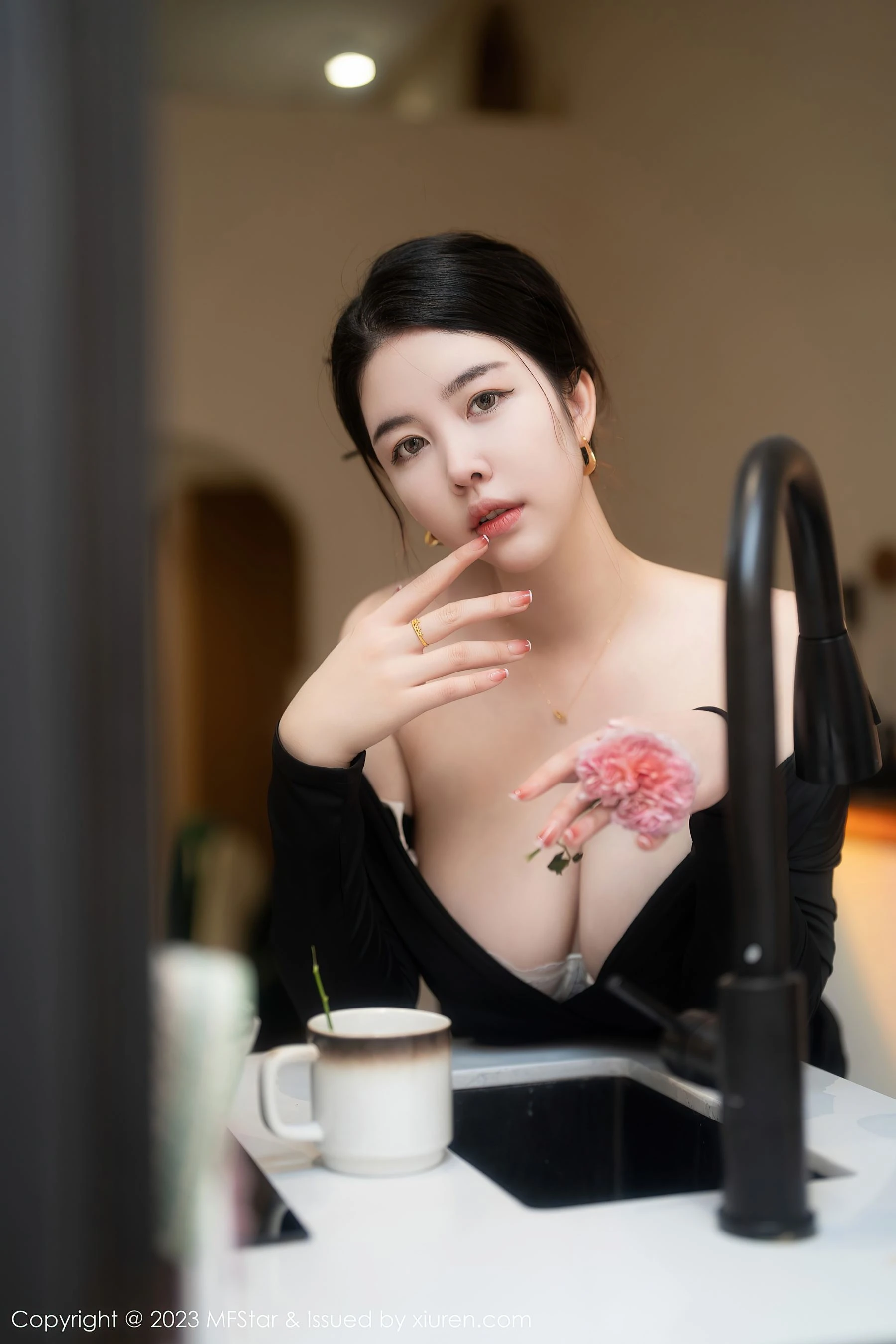 正午新北主播寫真精選 - 性感海邊活力完美融合限量 - 40
