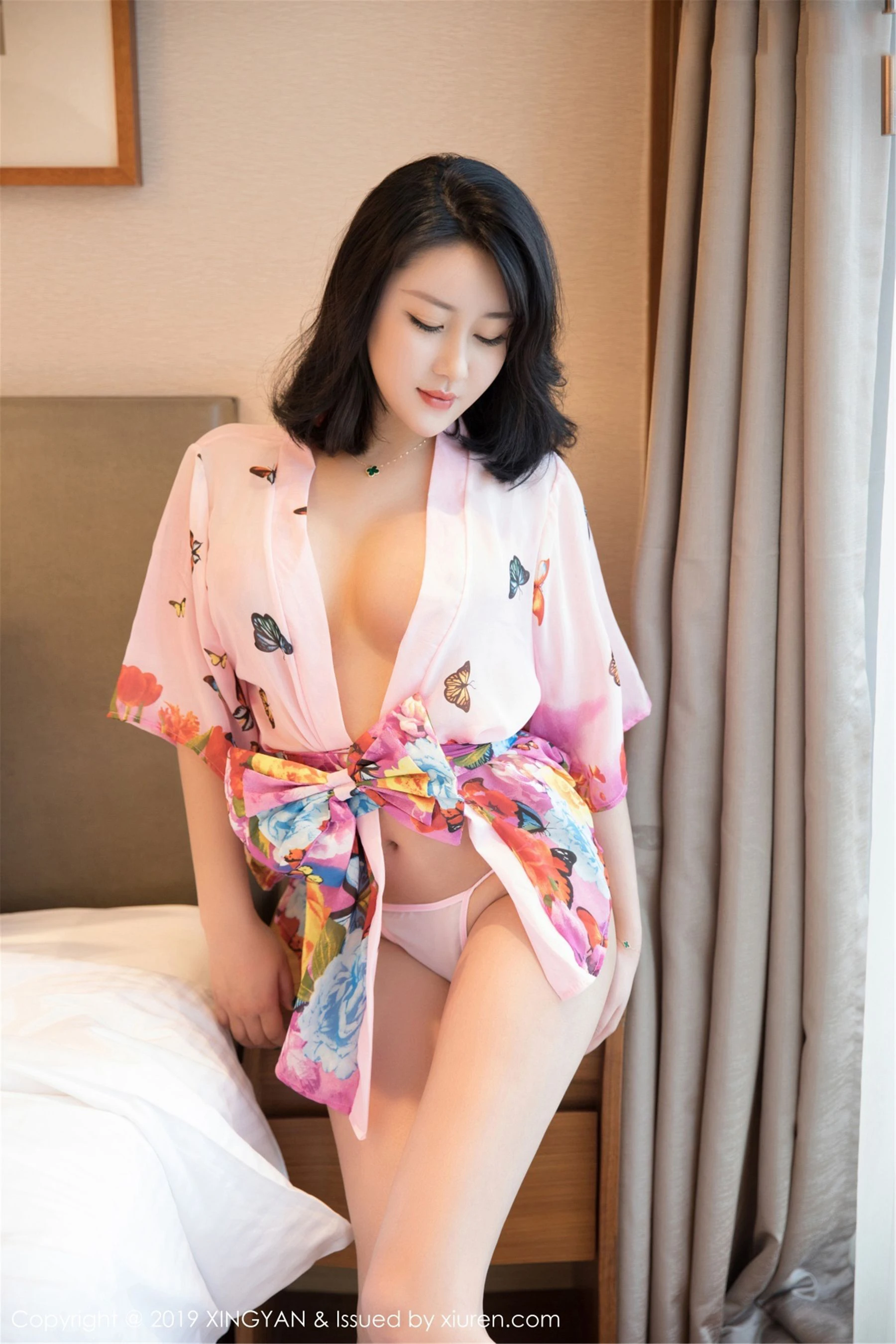 苗慄傍晚空姐美照 – 魅惑魅力攝影棚實錄獨家 - 5