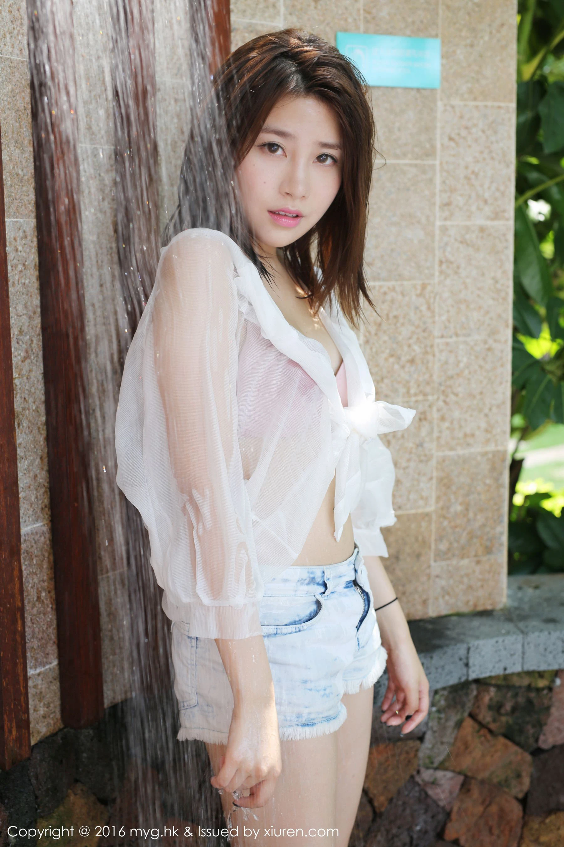 俏皮時刻模特攝影棚寫真 – 雨季時尚風採再現精選 - 48