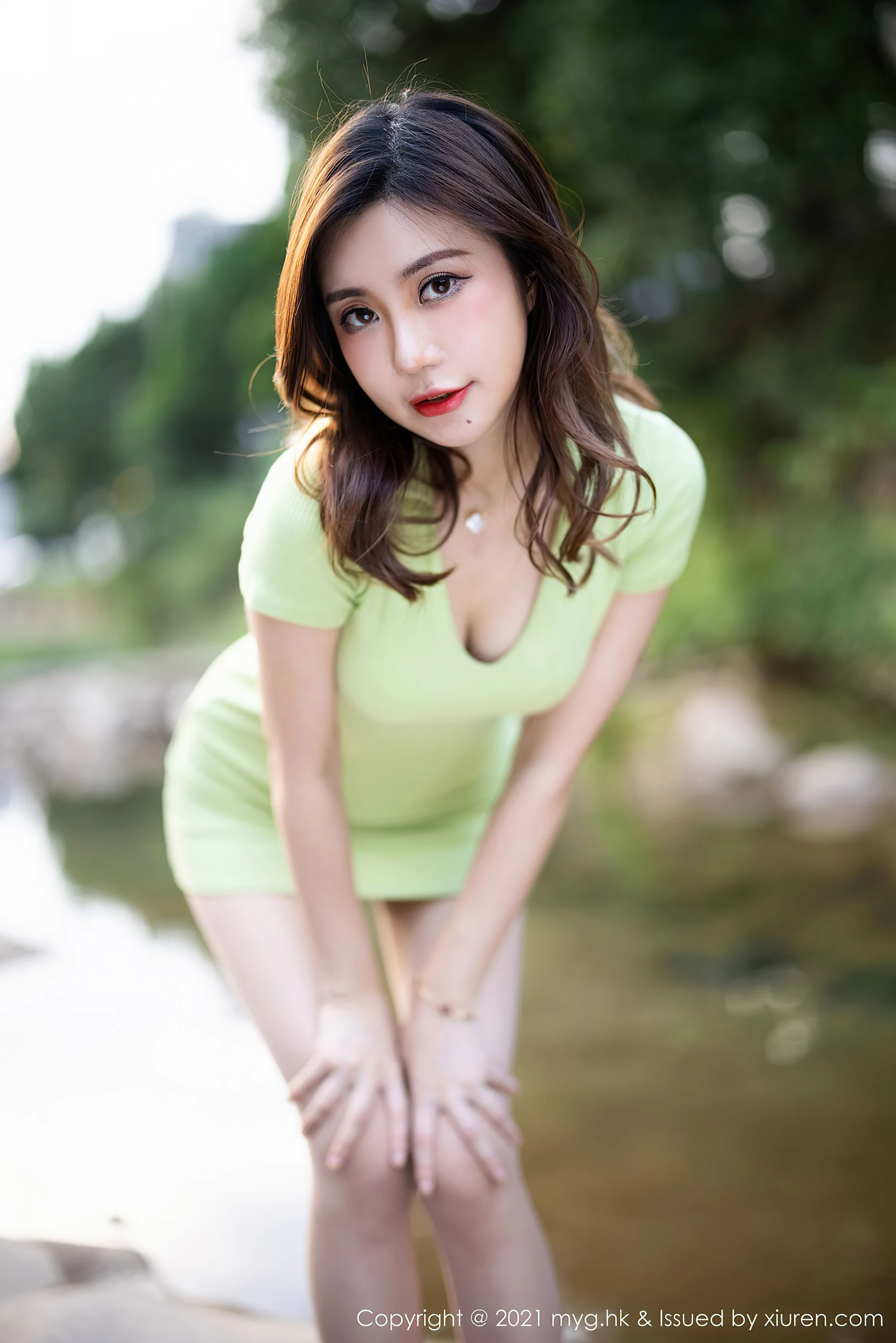 春季限定嫩模性感寫真集 - 夜景優雅瞬間捕捉典藏 - 19