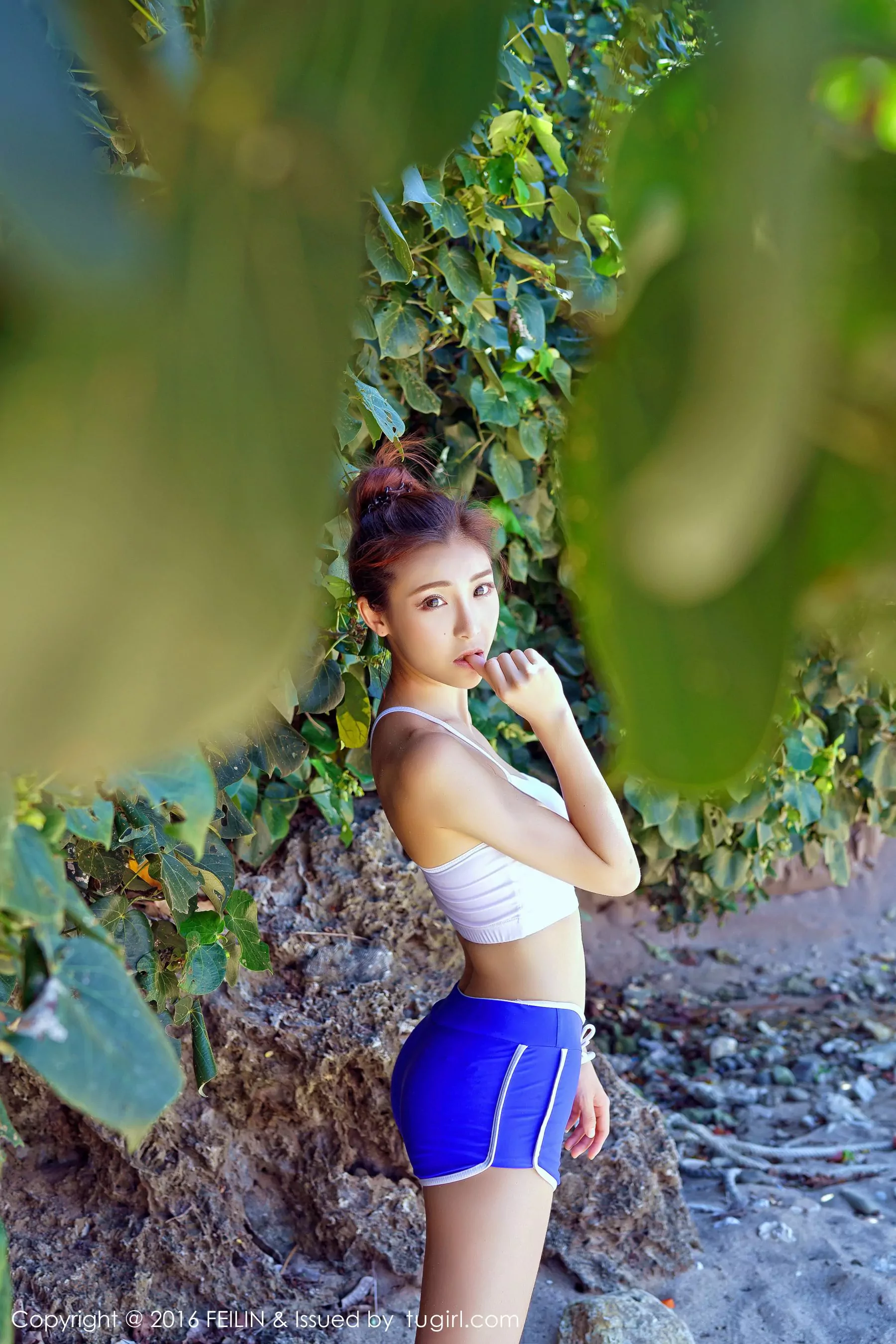 深夜苗慄車模寫真精選 – 性感街拍優雅完美融合珍藏 - 14