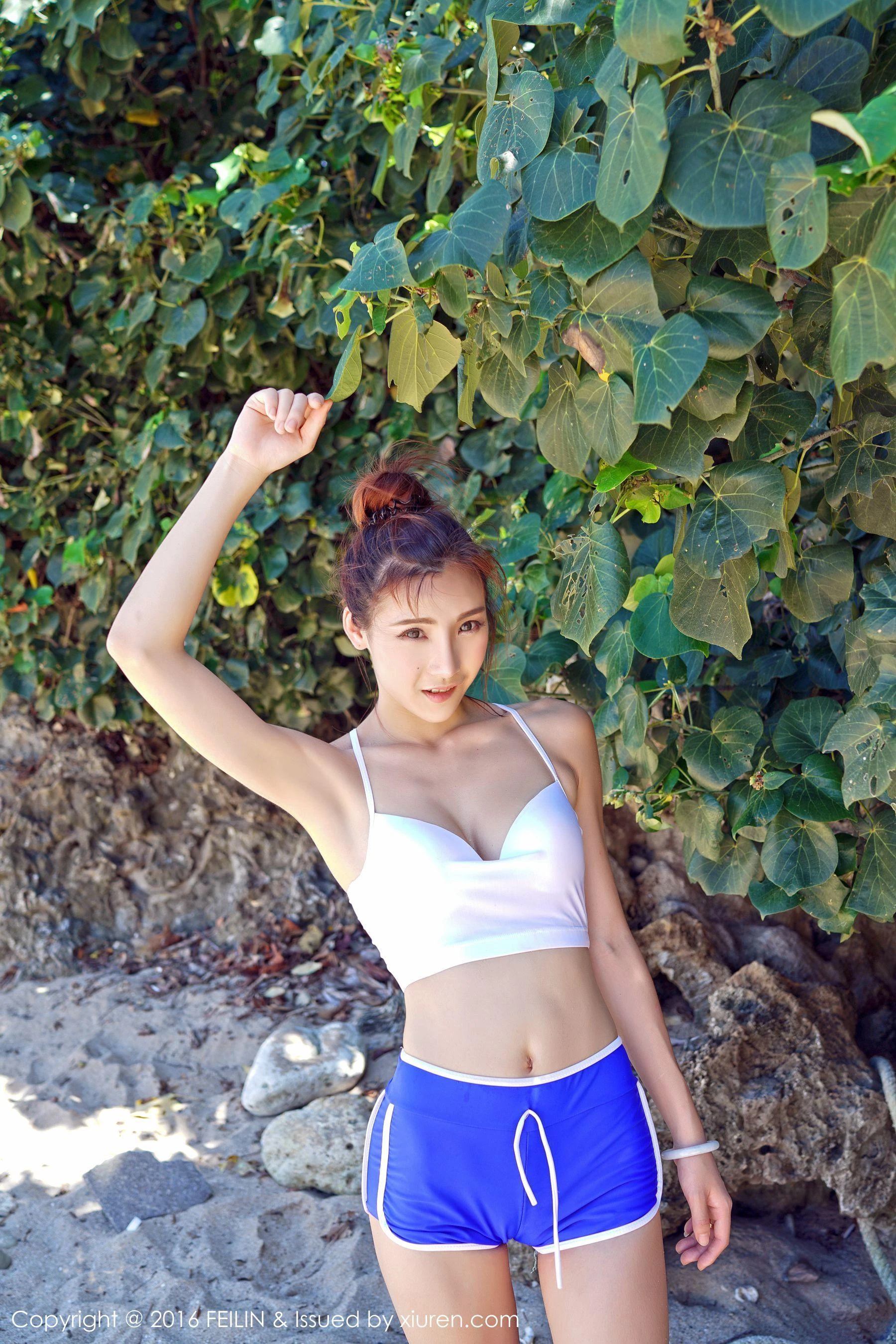 深夜苗慄車模寫真精選 – 性感街拍優雅完美融合珍藏 - 27