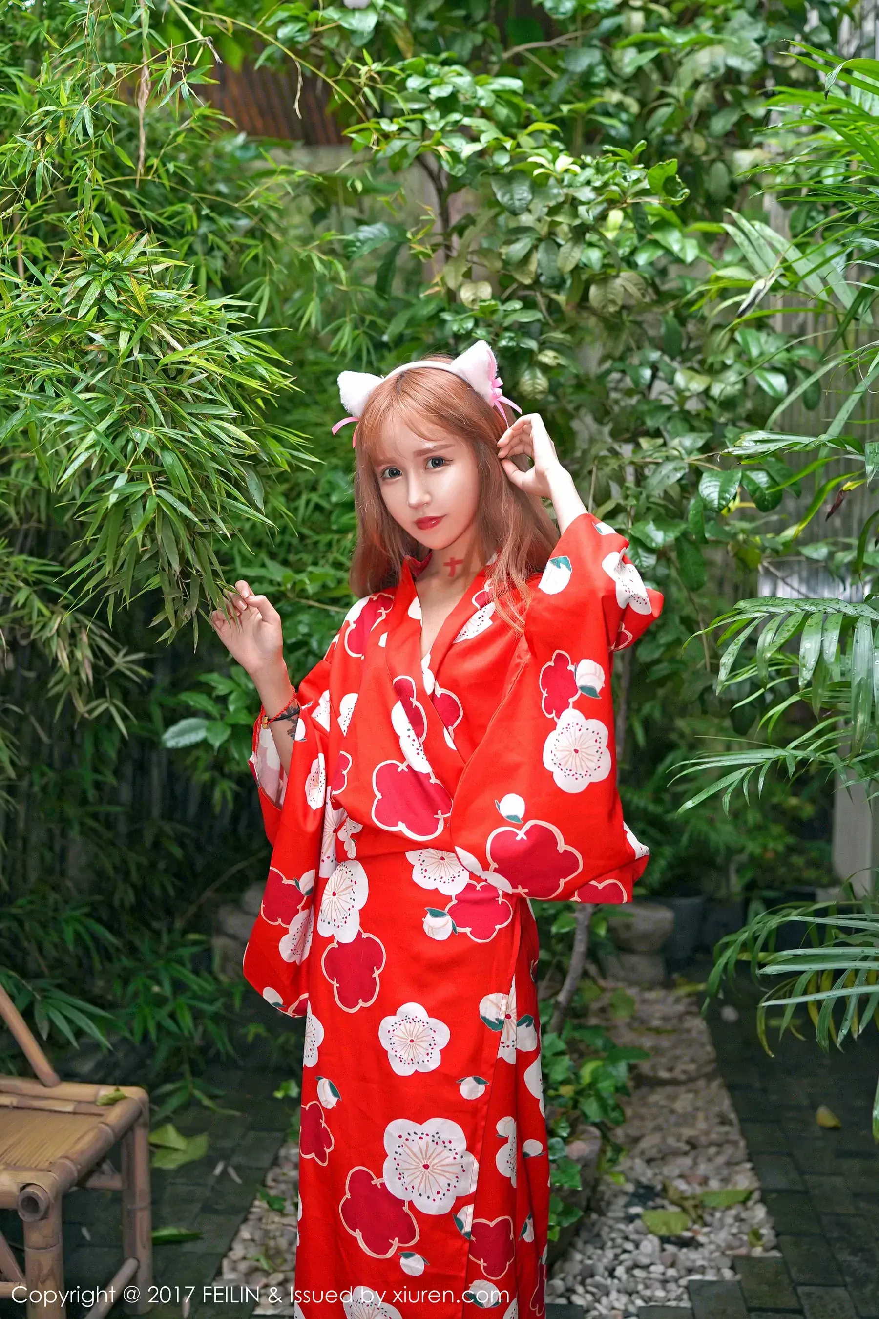 夏季限定網紅性感寫真集 - 山景優雅瞬間捕捉限量 - 1