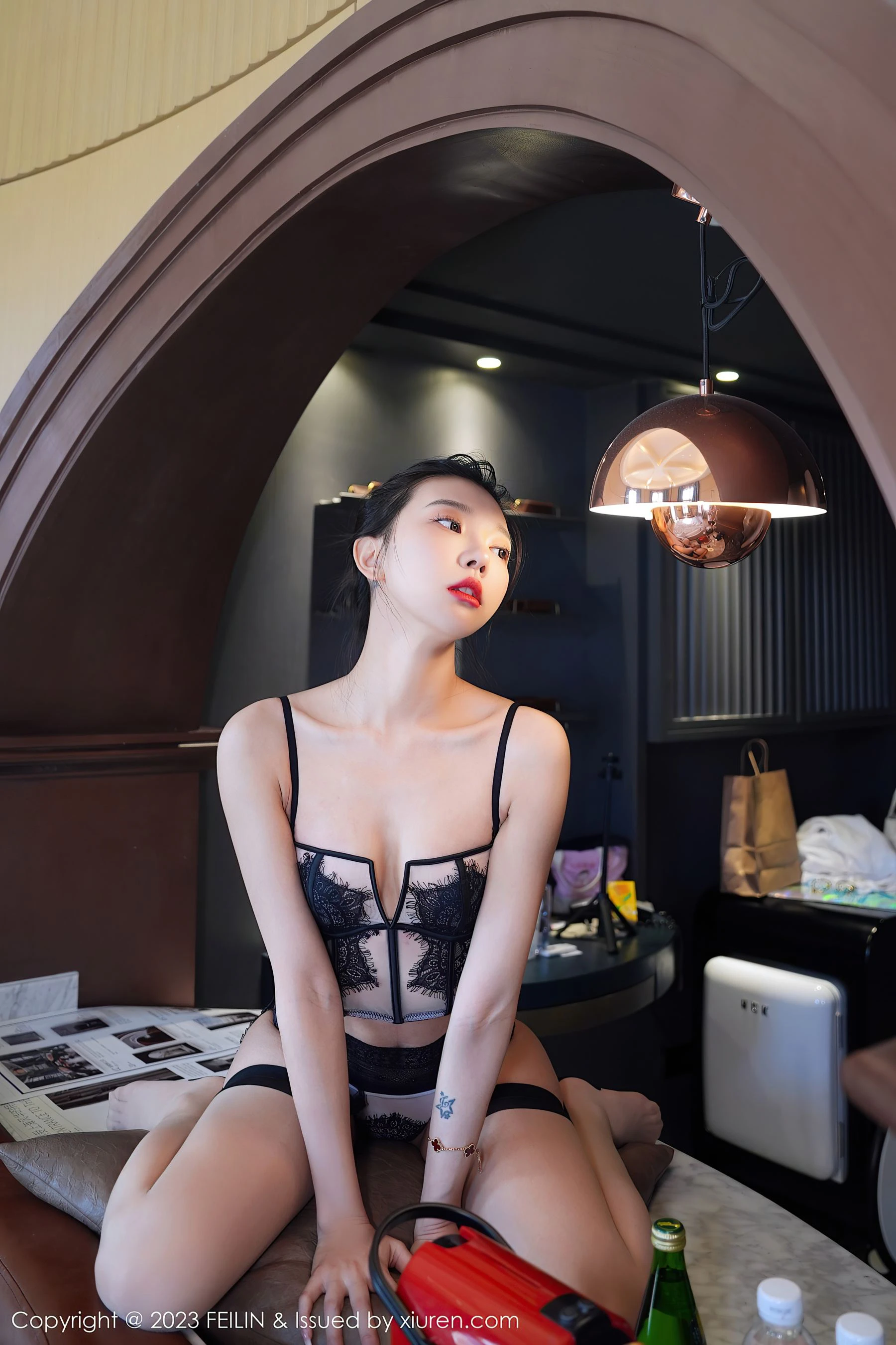 苗慄正午主播美照 – 清純魅力戶外實錄典藏 - 75