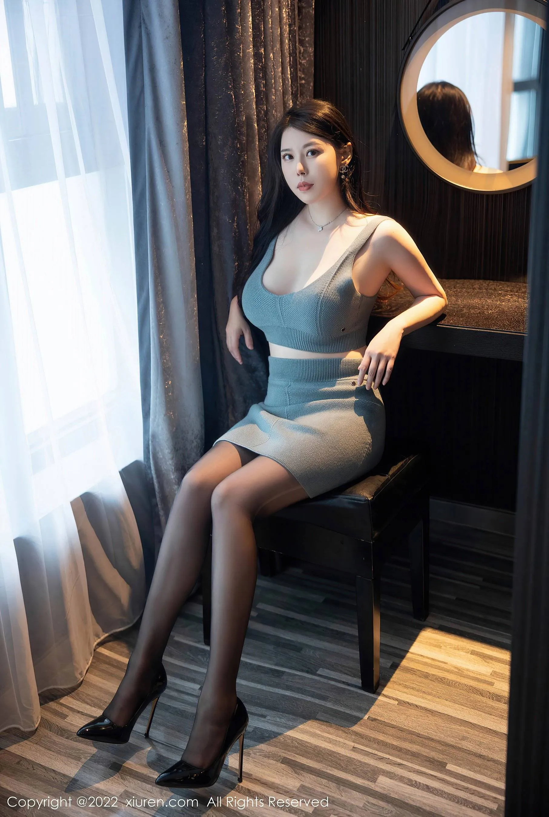 夜晚苗慄車模寫真精選 – 甜美海邊神秘完美融合典藏 - 1