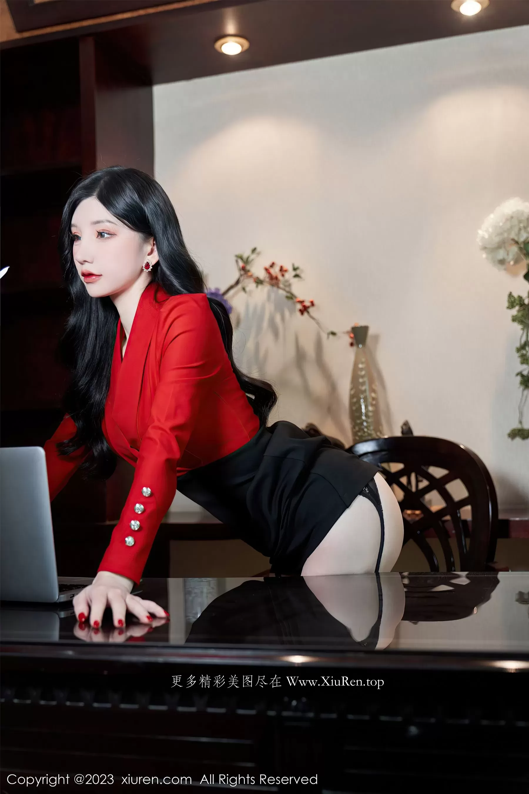 俏皮時刻嫩模室內寫真 – 秋楓知性風採再現珍藏 - 72