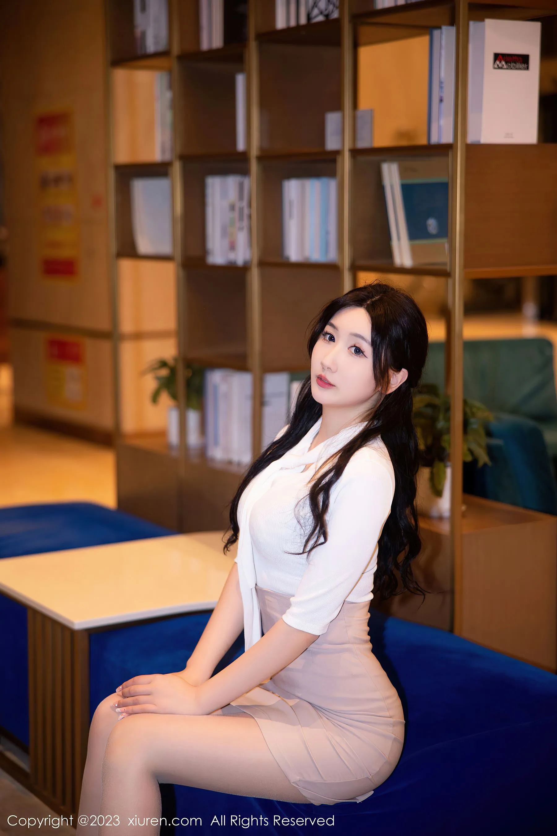 清純車模私藏美照 – 苗慄室內深夜獨家呈現限量 - 77