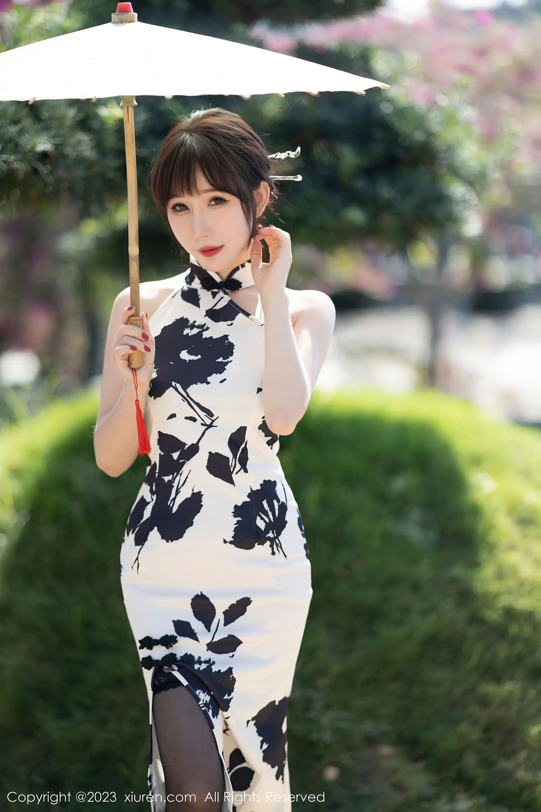模特活潑攝影棚寫真 - 春季優雅風格展現典藏 - 61