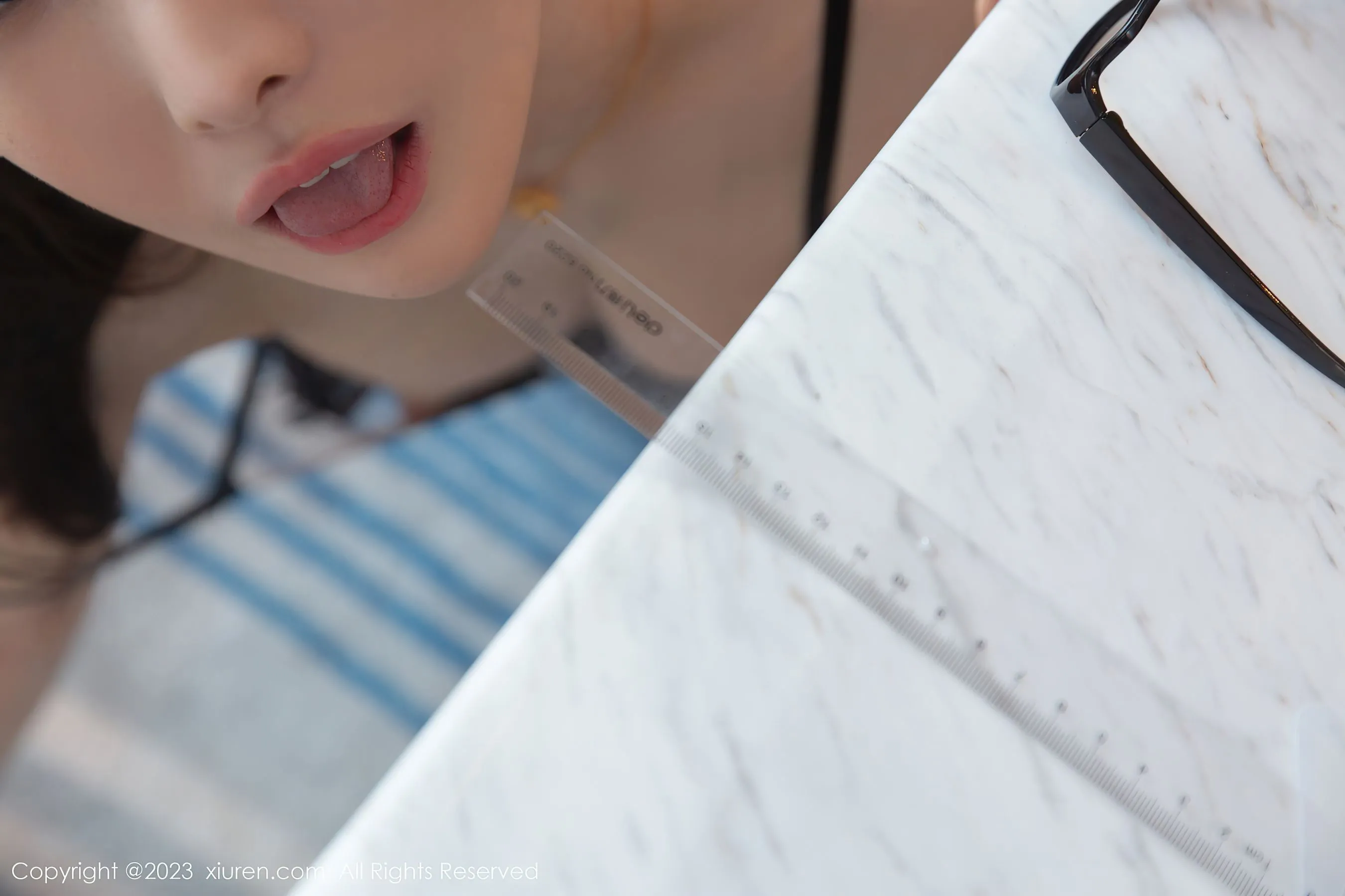 深夜苗慄DJ寫真精選 – 活潑街拍自信完美融合珍藏 - 22