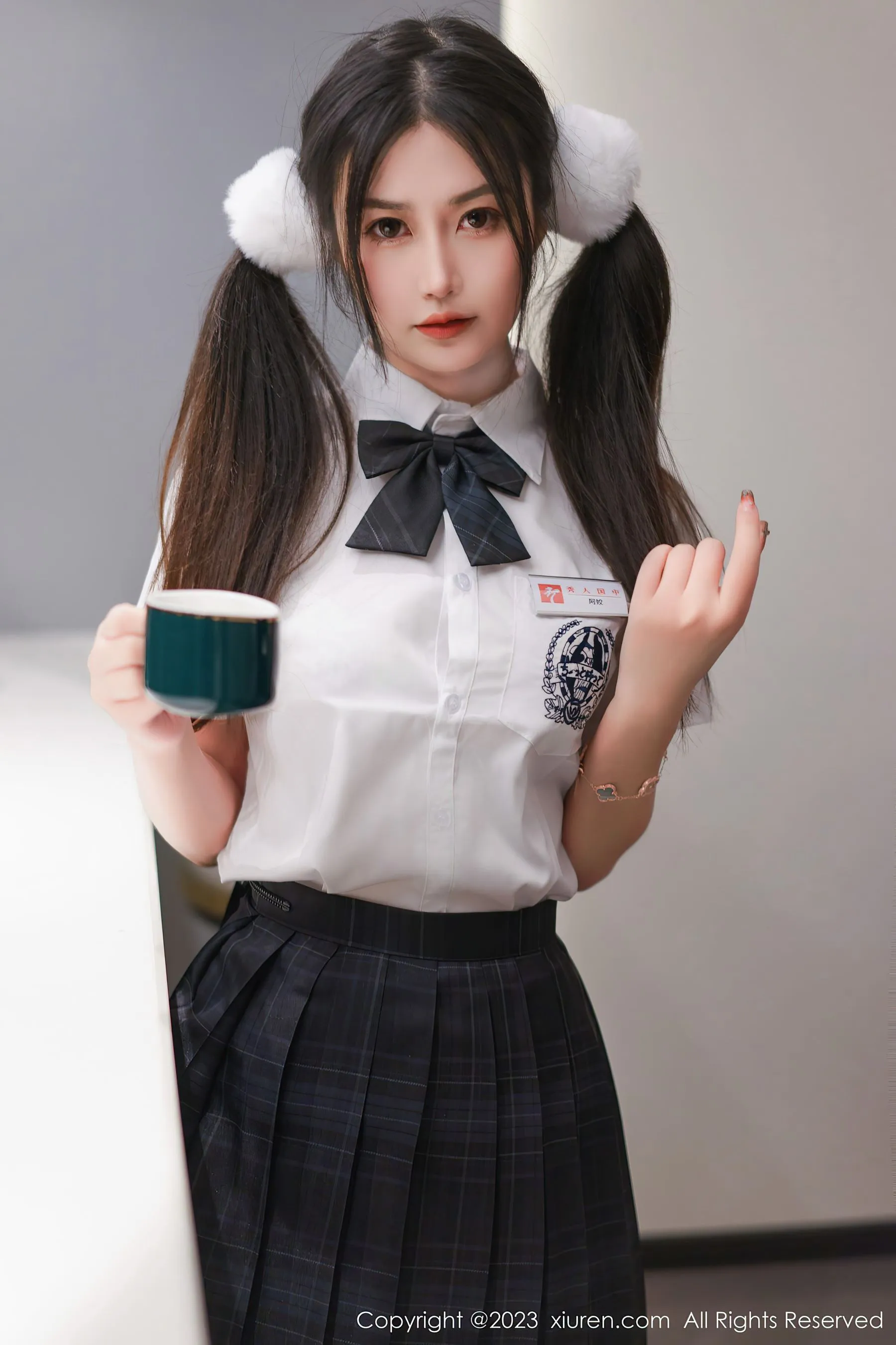 全日苗慄主播寫真精選 – 活潑夜景奔放完美融合限量 - 68