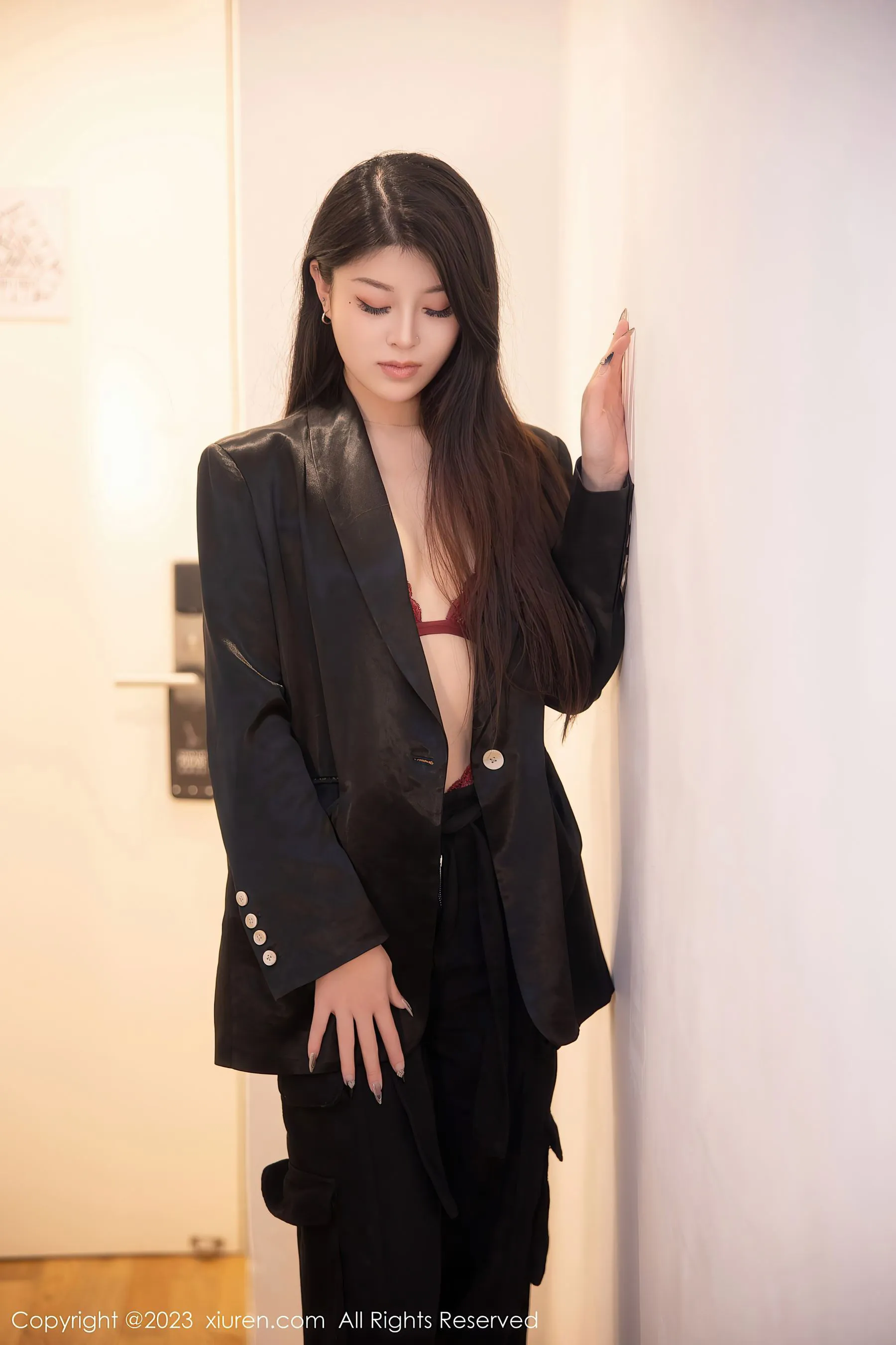 嫩模火辣戶外寫真 - 夏日神秘風格展現獨家 - 70