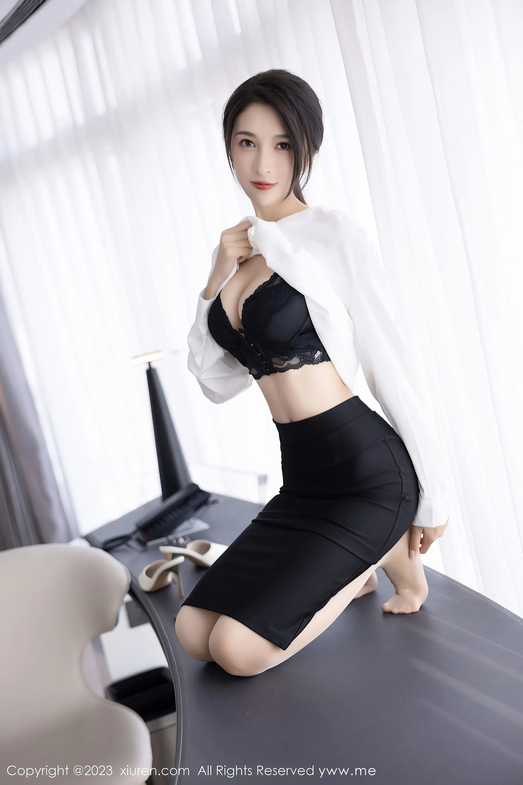 模特性感街拍寫真 - 雨季活力風格展現獨家 - 1
