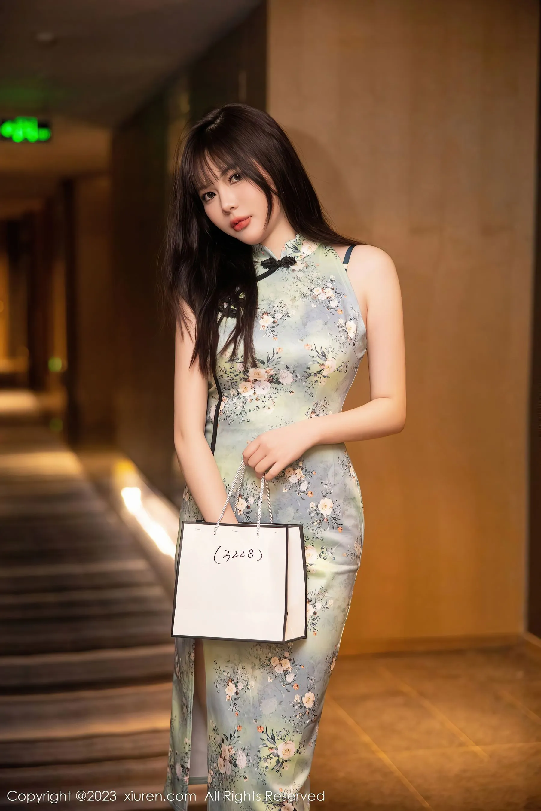 清純網紅私藏美照 - 台中室內夜晚獨家呈現珍藏 - 8