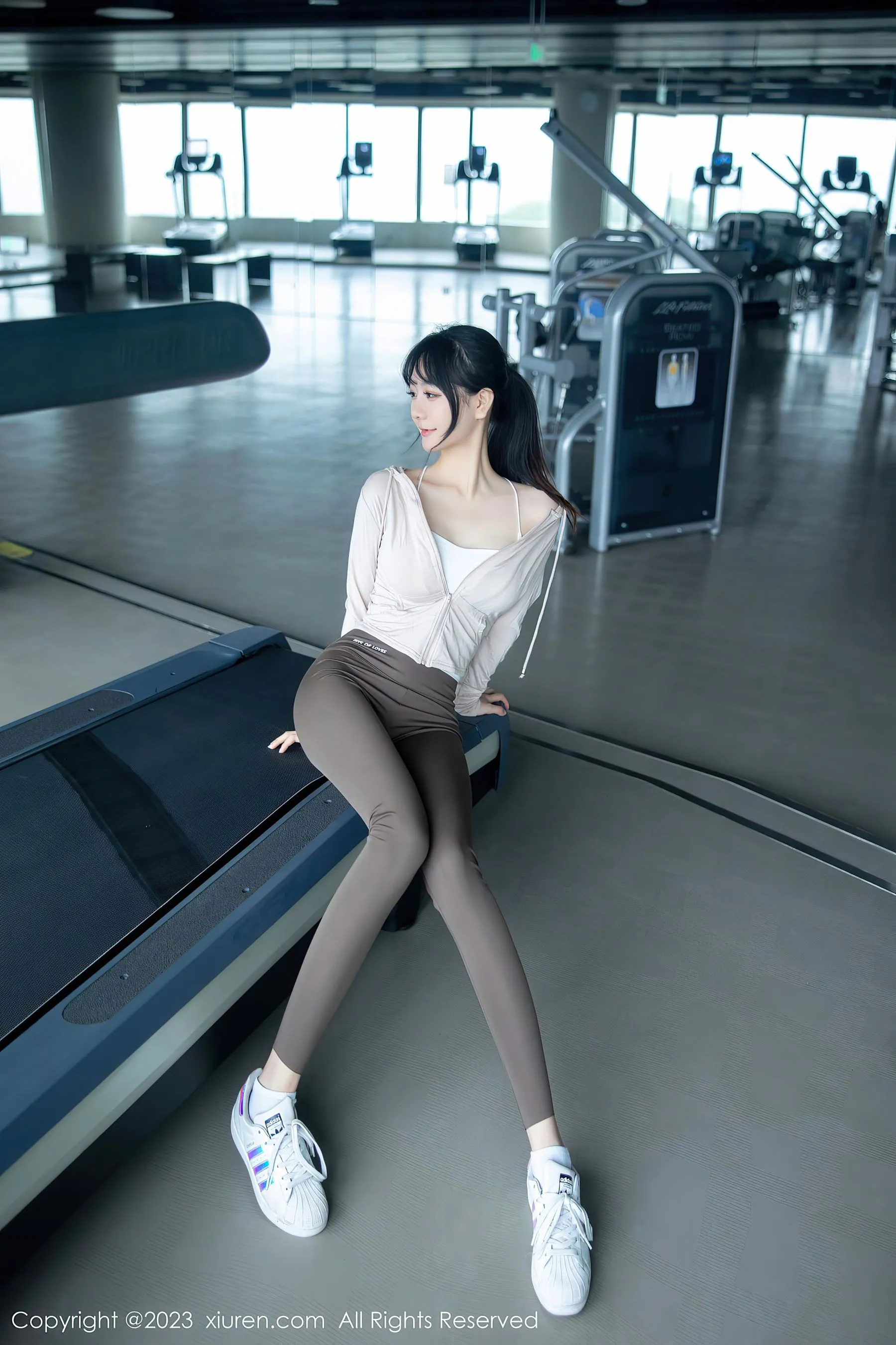 車模清純海邊寫真 – 春季活力風格展現精選 - 17