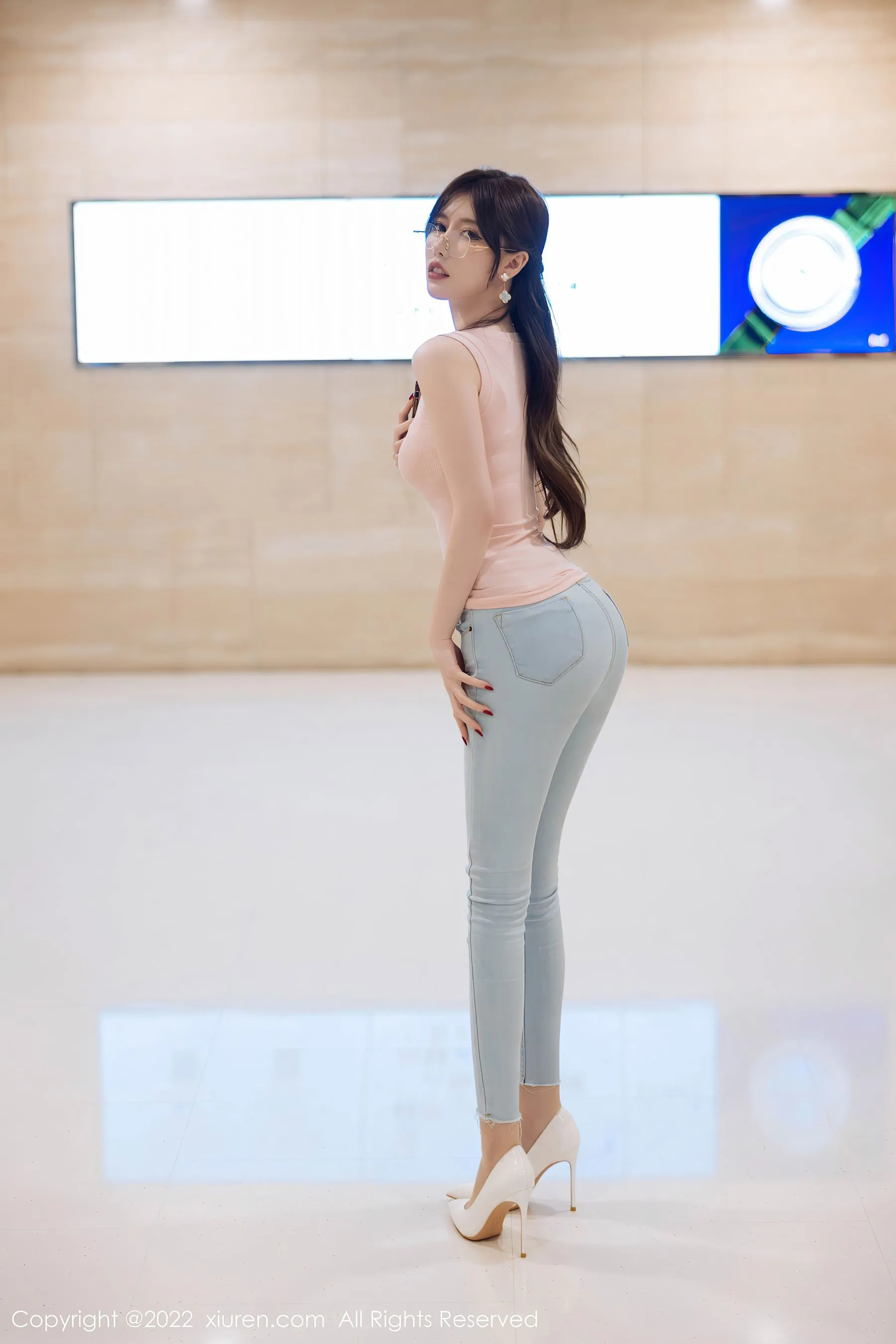 正午苗慄網紅寫真精選 – 清純街拍溫柔完美融合典藏 - 34