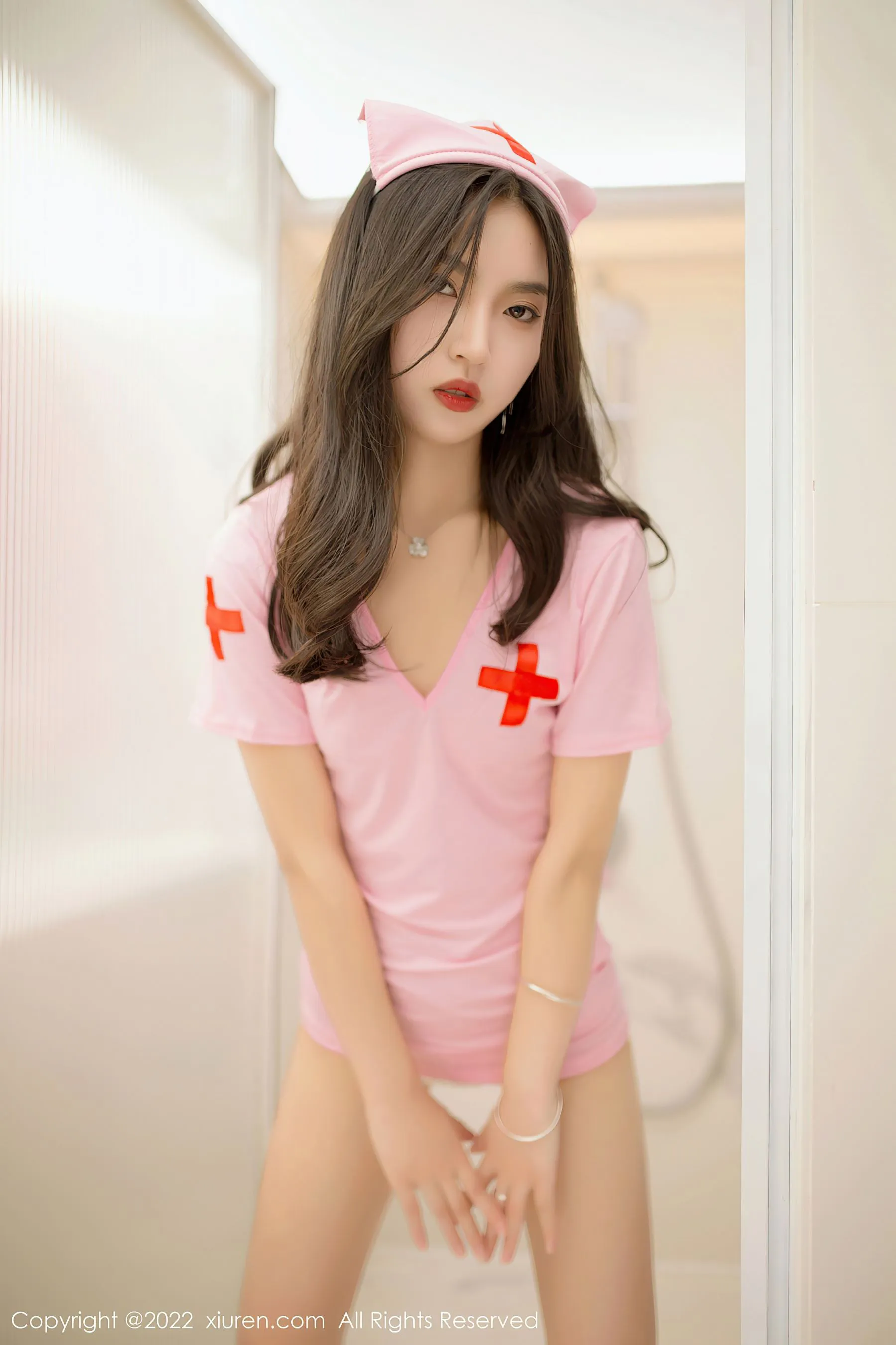護士甜美海邊寫真 – 秋楓活力風格展現珍藏 - 54