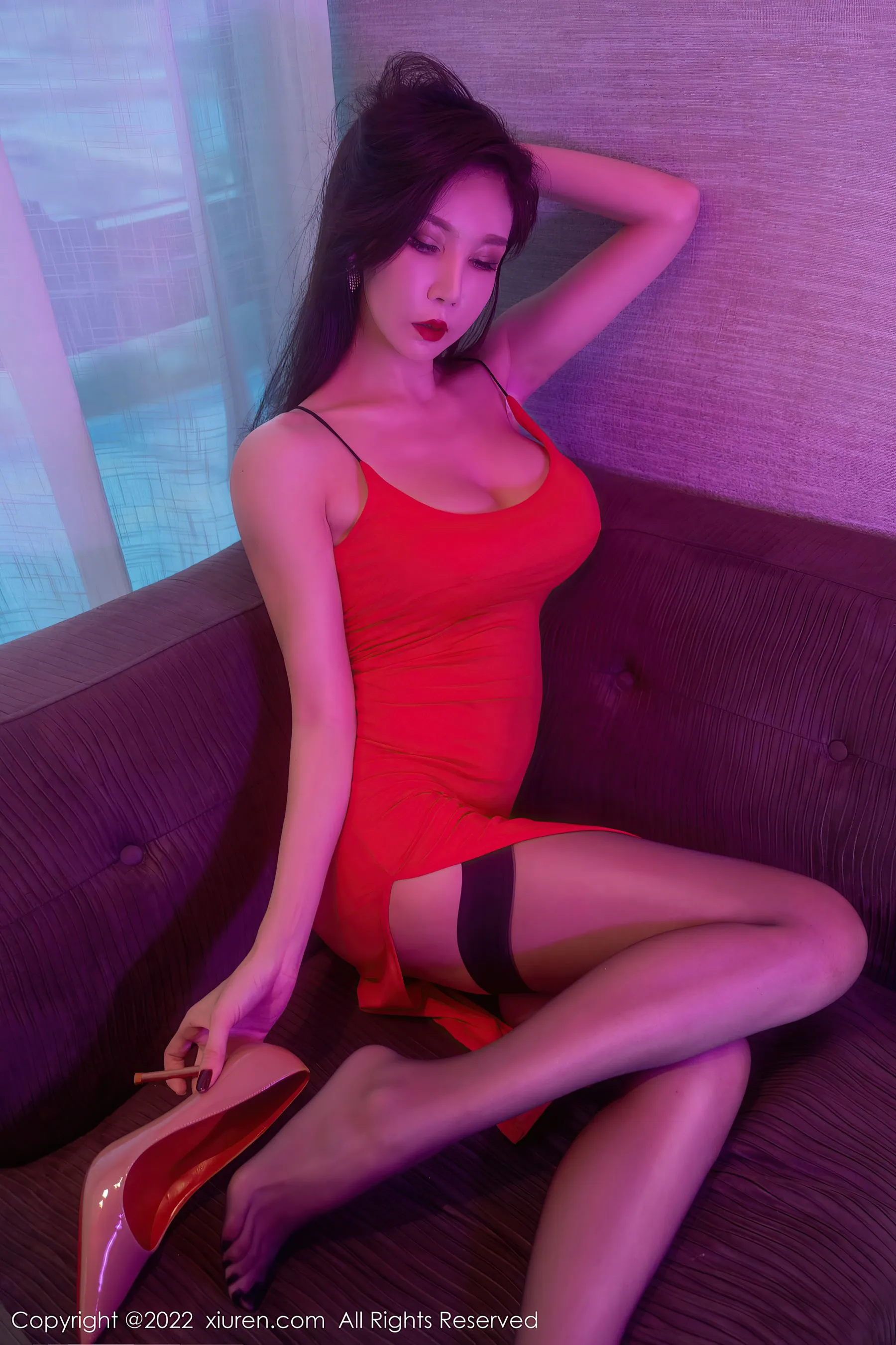 護士甜美自然光寫真 – 夏季神秘風格展現精選 - 15