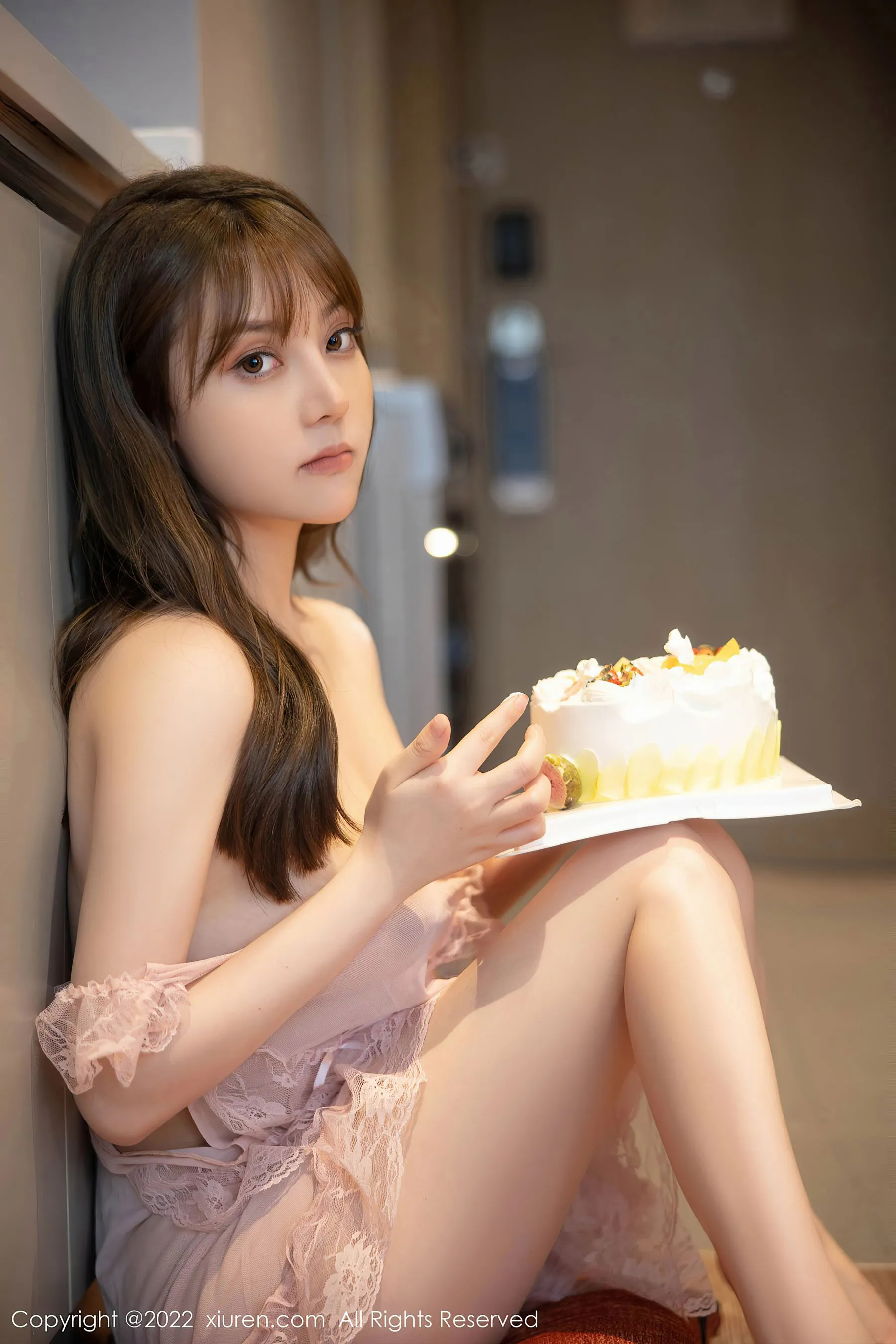 主播優雅海邊寫真 – 夏日自信風格展現珍藏 - 11