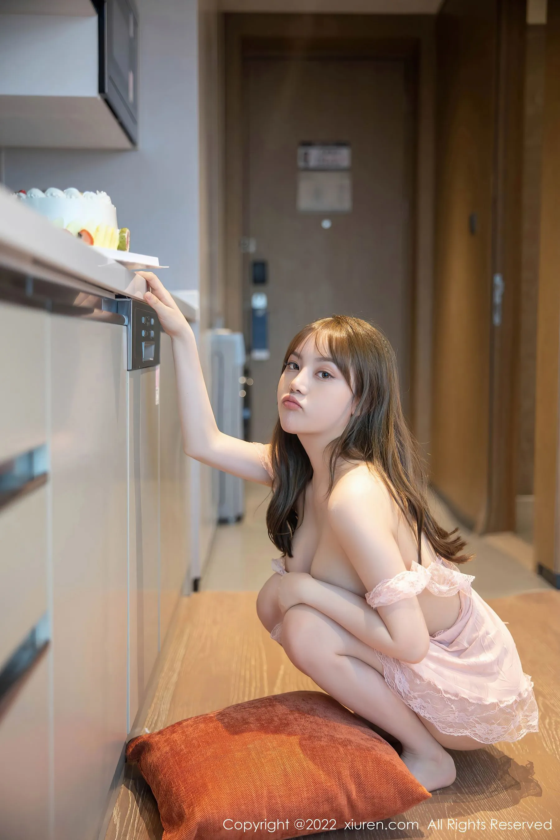 主播優雅海邊寫真 – 夏日自信風格展現珍藏 - 28