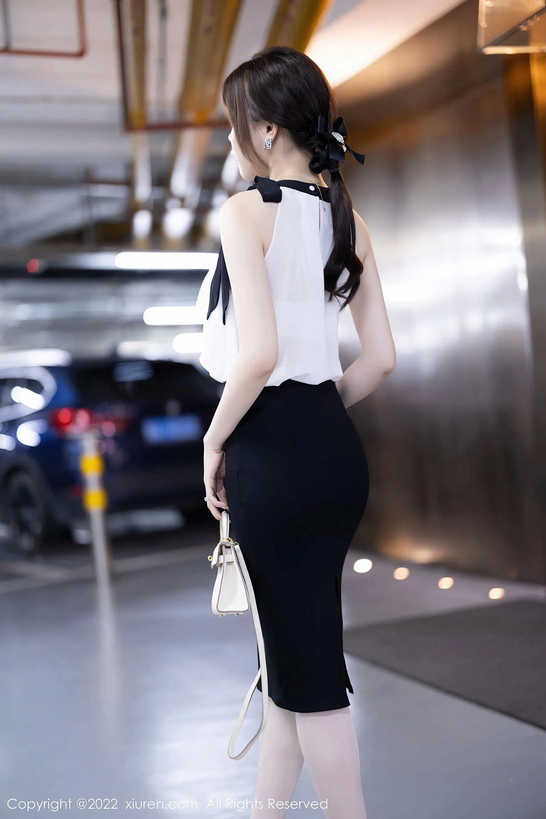 苗慄深夜車模美照 – 高貴魅力戶外實錄典藏 - 43