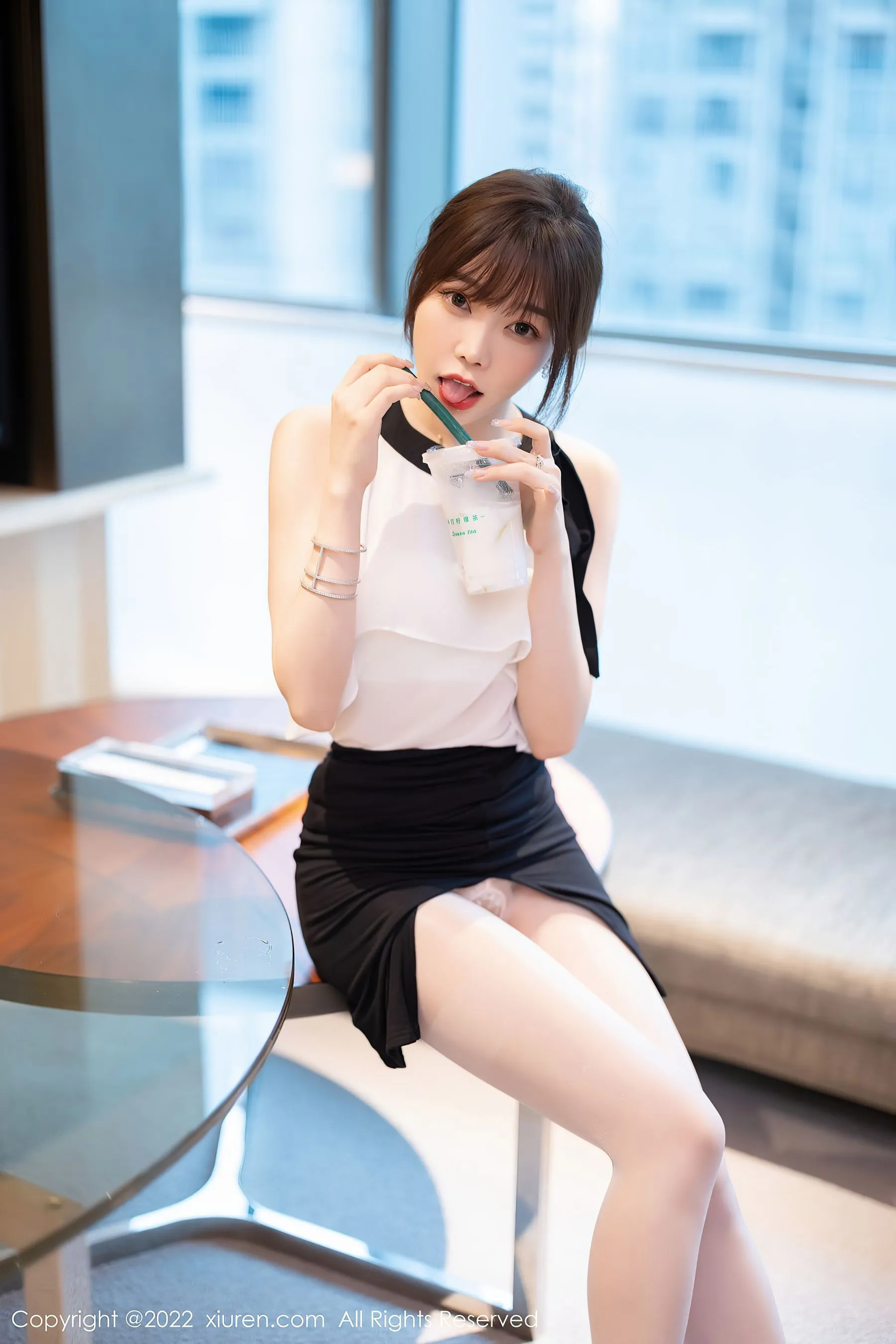 苗慄深夜車模美照 – 高貴魅力戶外實錄典藏 - 57