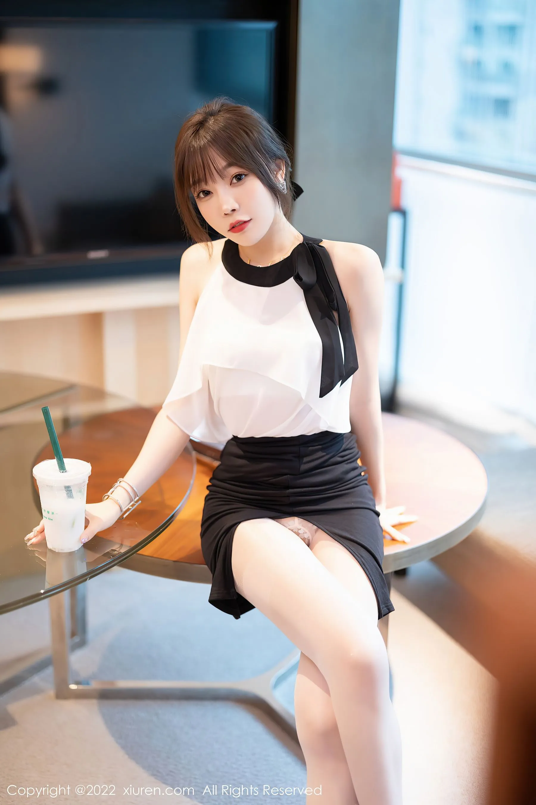 苗慄深夜車模美照 – 高貴魅力戶外實錄典藏 - 59