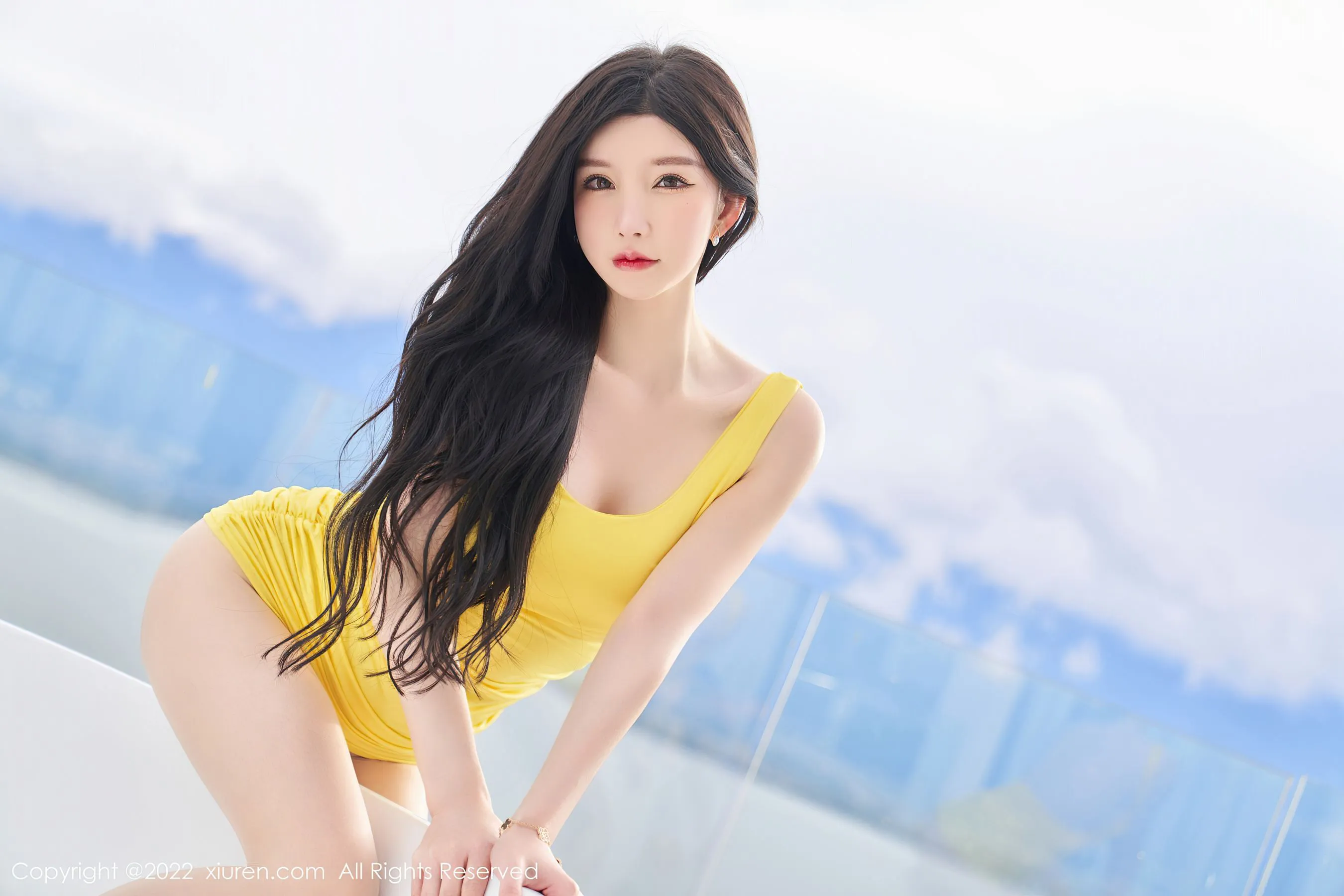 苗慄正午網紅美照 – 清純魅力戶外實錄獨家 - 41