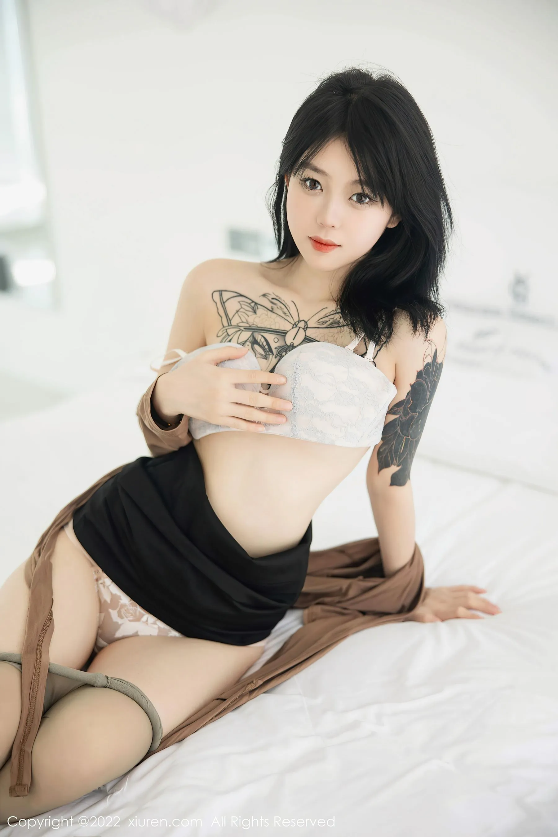 模特火辣室內寫真 – 夏日活力風格展現精選 - 1
