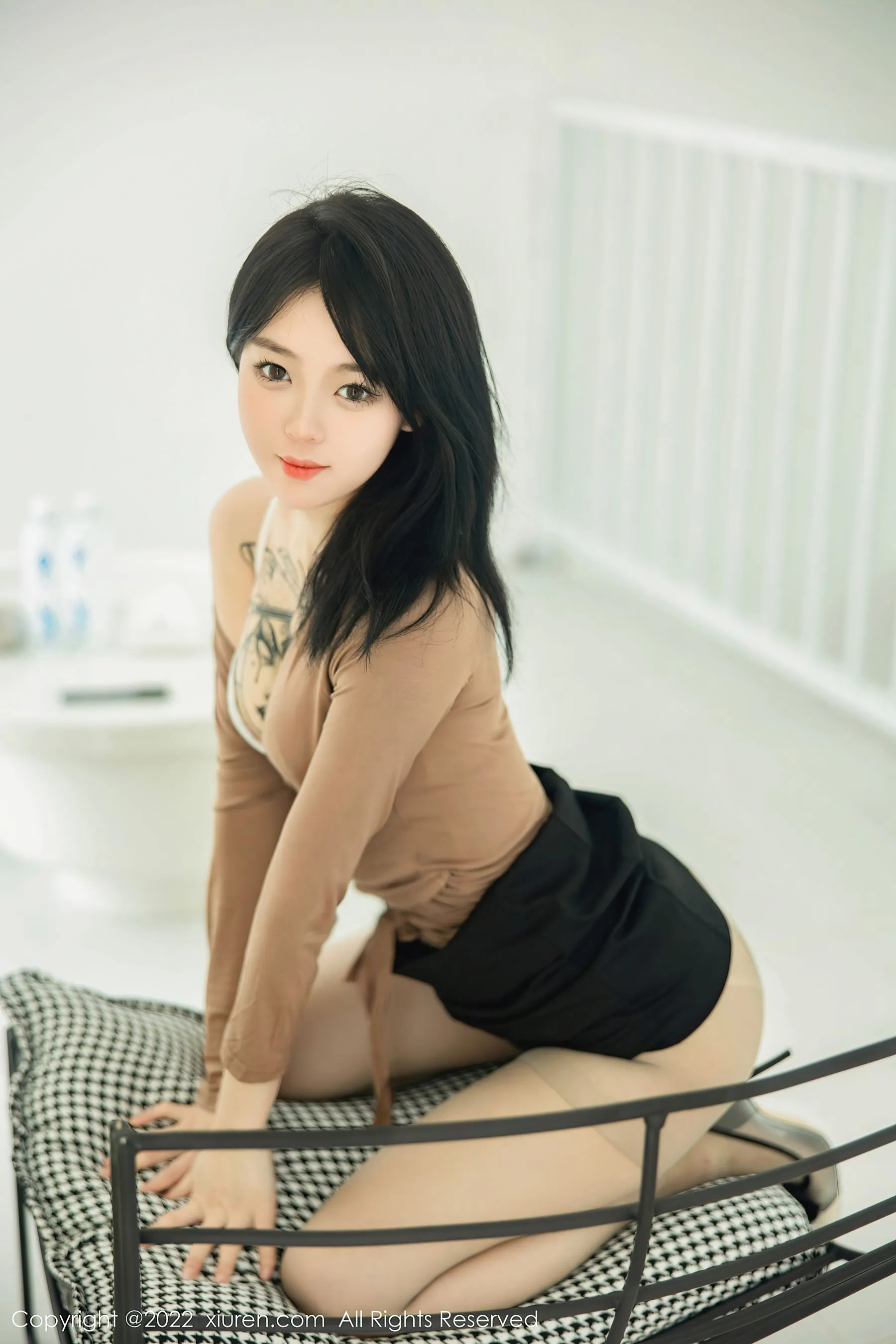 模特火辣室內寫真 – 夏日活力風格展現精選 - 57