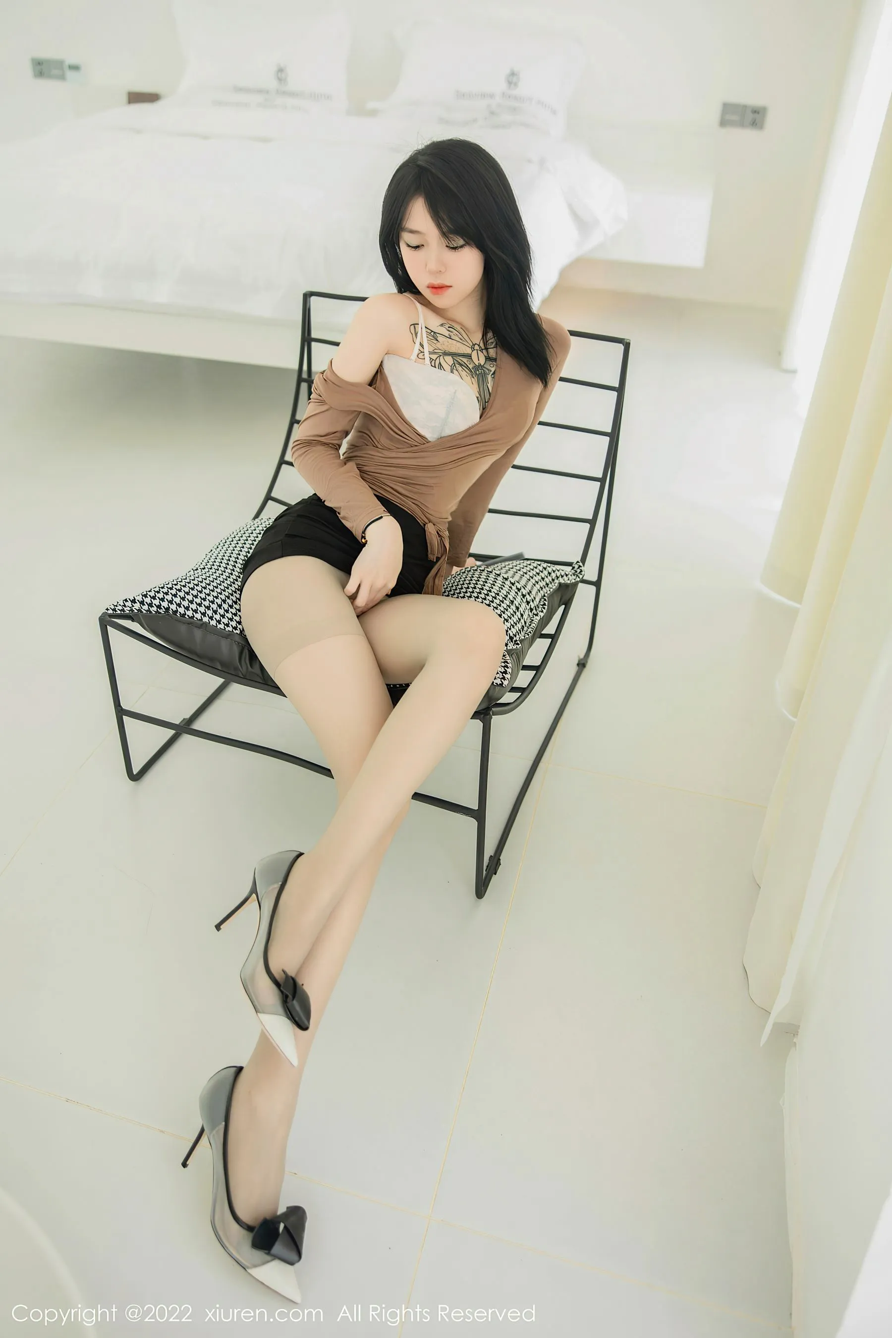 模特火辣室內寫真 – 夏日活力風格展現精選 - 85