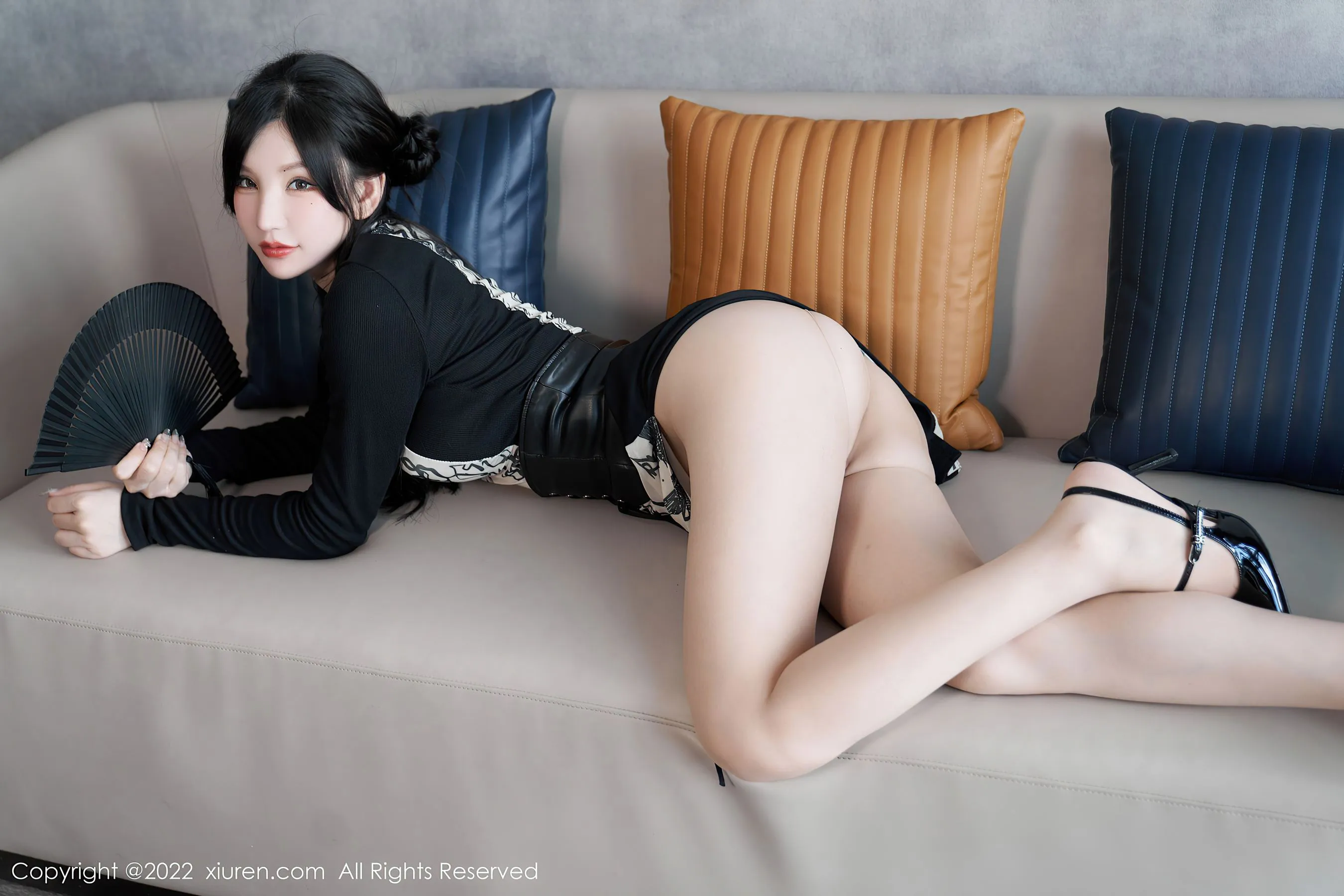 夜晚苗慄網紅寫真精選 – 高貴山景靜謐完美融合限量 - 35