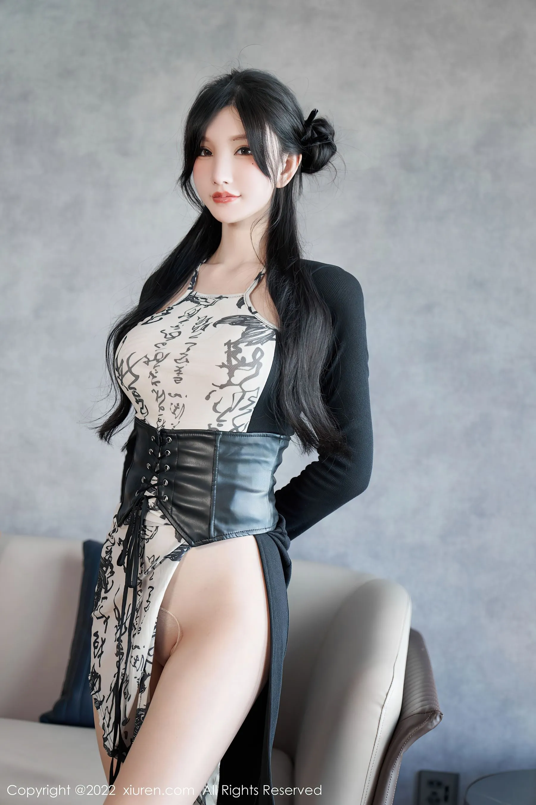 夜晚苗慄網紅寫真精選 – 高貴山景靜謐完美融合限量 - 41