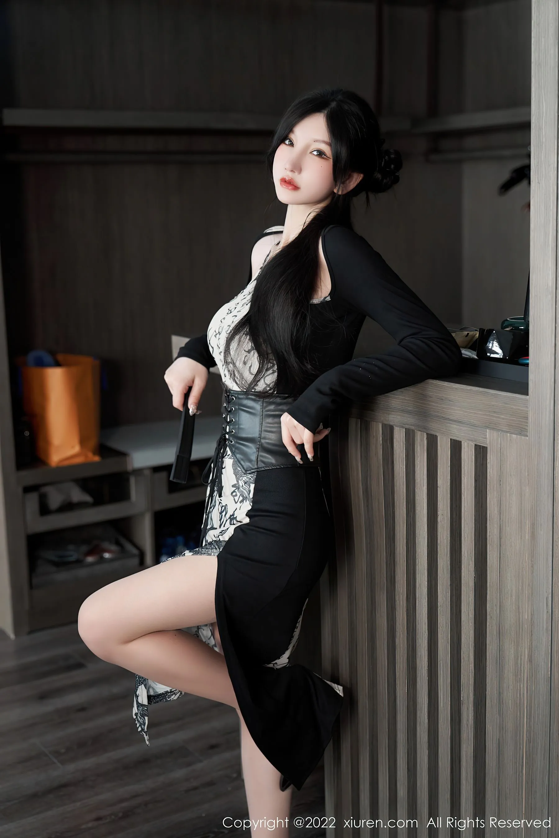 夜晚苗慄網紅寫真精選 – 高貴山景靜謐完美融合限量 - 67